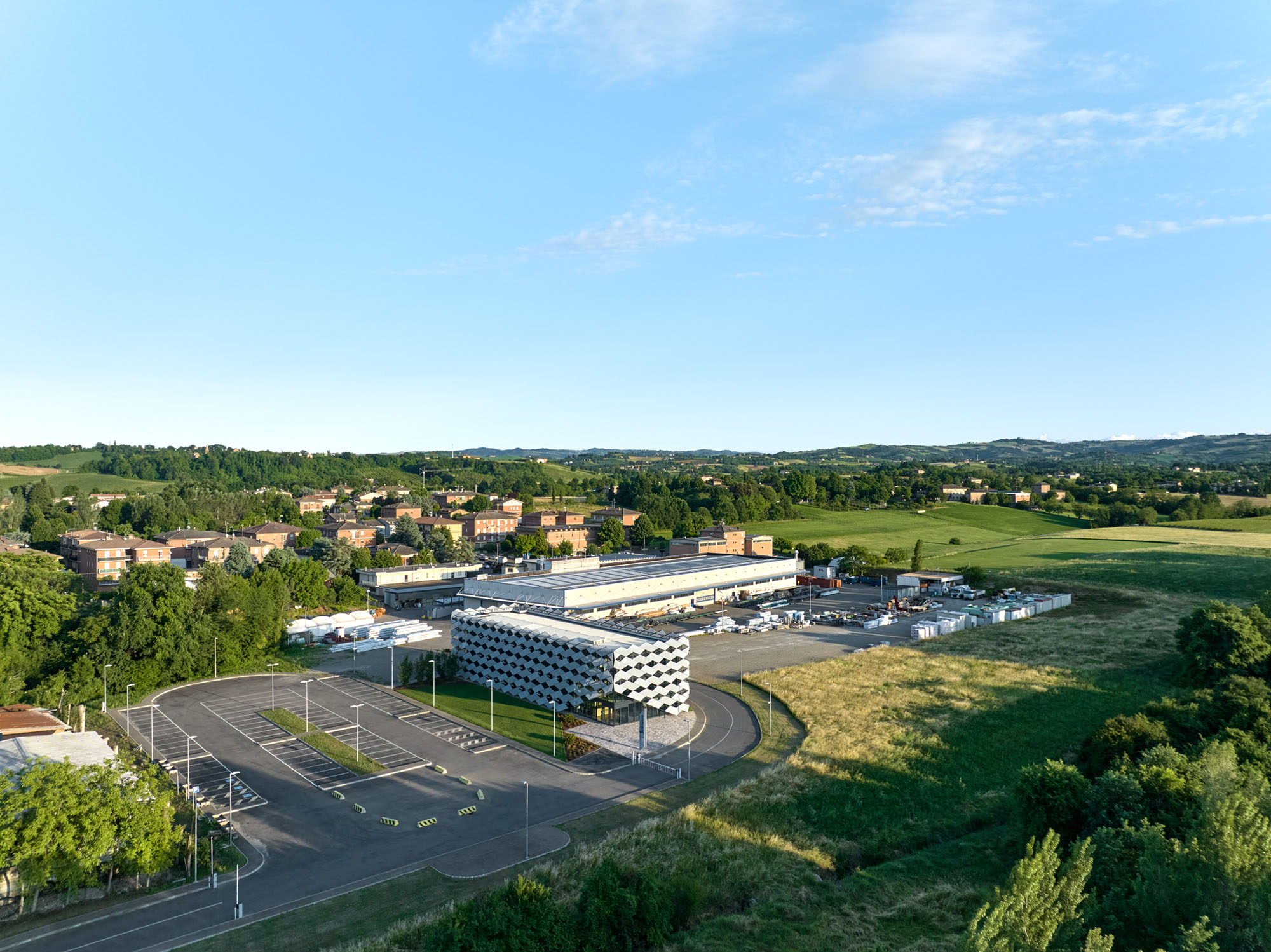 〈NUVOLA 75〉AMBIENTEVARIO