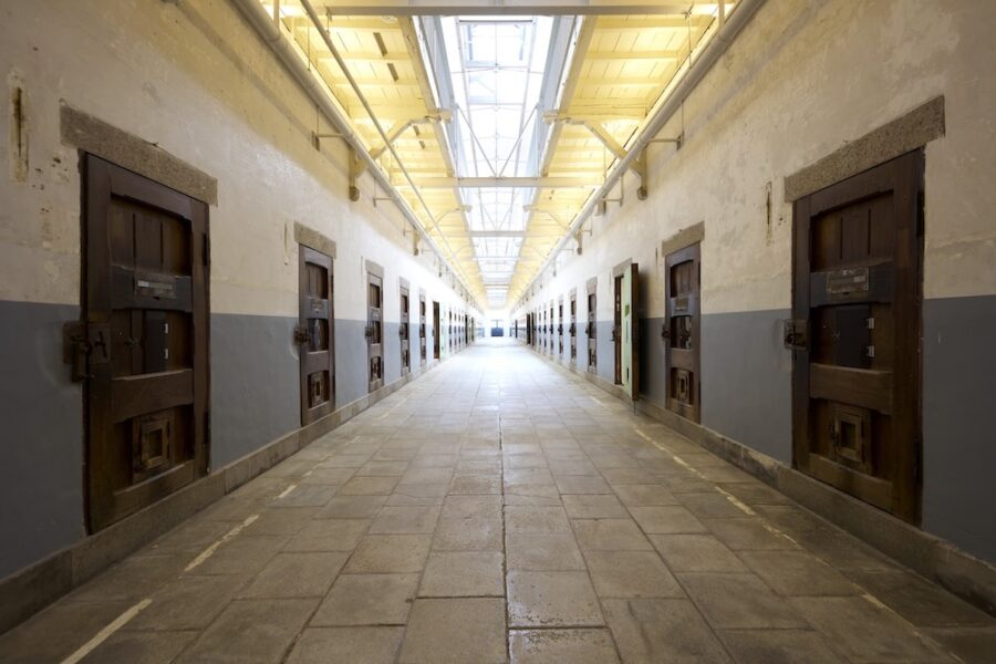 〈奈良監獄ミュージアム by 星野リゾート〉が開館、3つのエリアの展示で”自由とはなにか”を問いかける