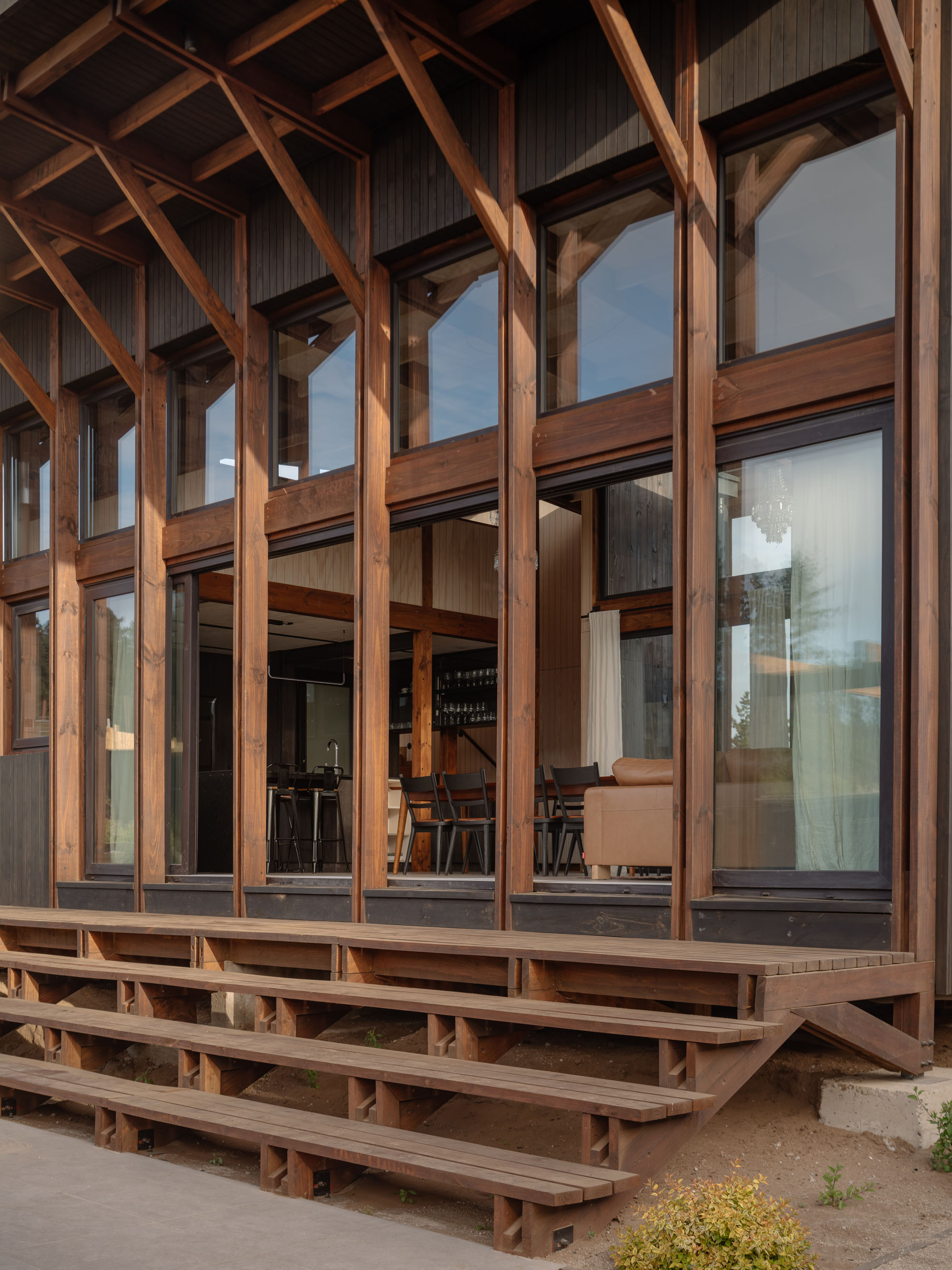 〈LOS PINOS HOUSE〉ESPIRAL ARQUITECTOS