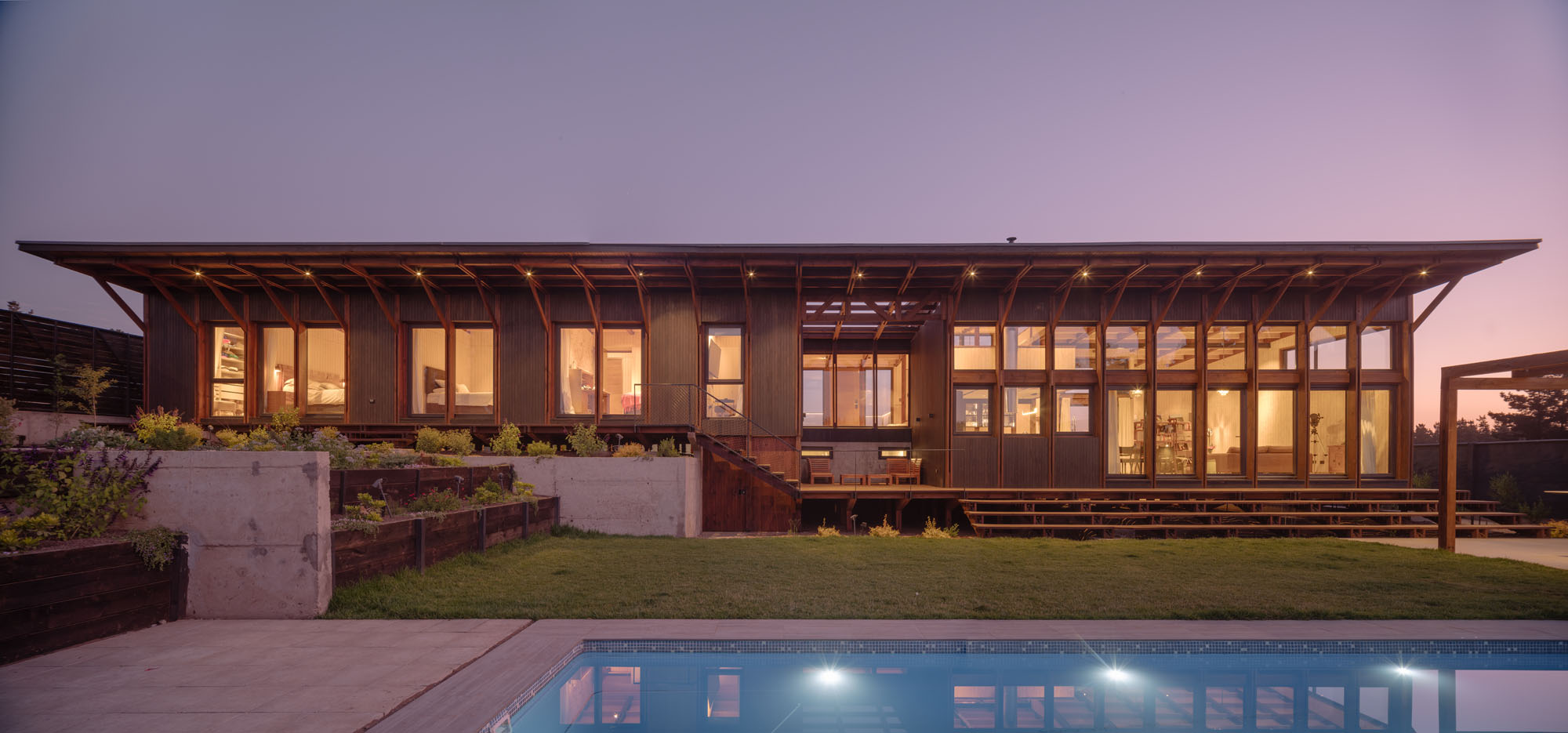 〈LOS PINOS HOUSE〉ESPIRAL ARQUITECTOS