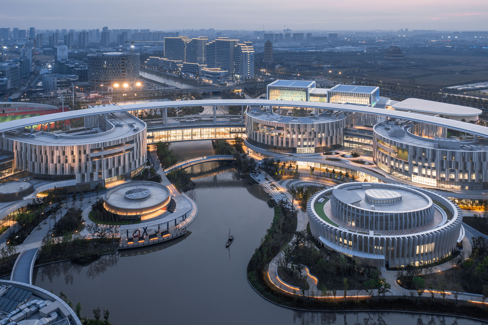 〈XJTLU太倉キャンパス（XJTLU Taicang Campus）〉