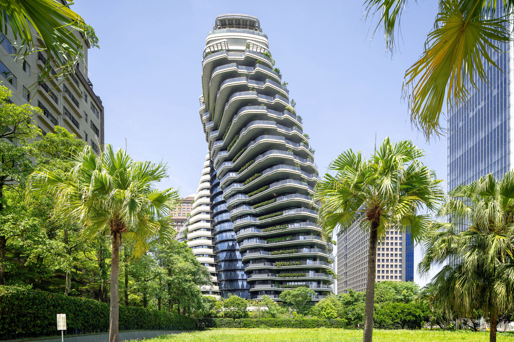 〈タオ・ジュ・イン・ユアン（Tao Zhu Yin Yuan）〉ヴィンセント・カレボー・アーキテクチャー（Vincent Callebaut Architectures）