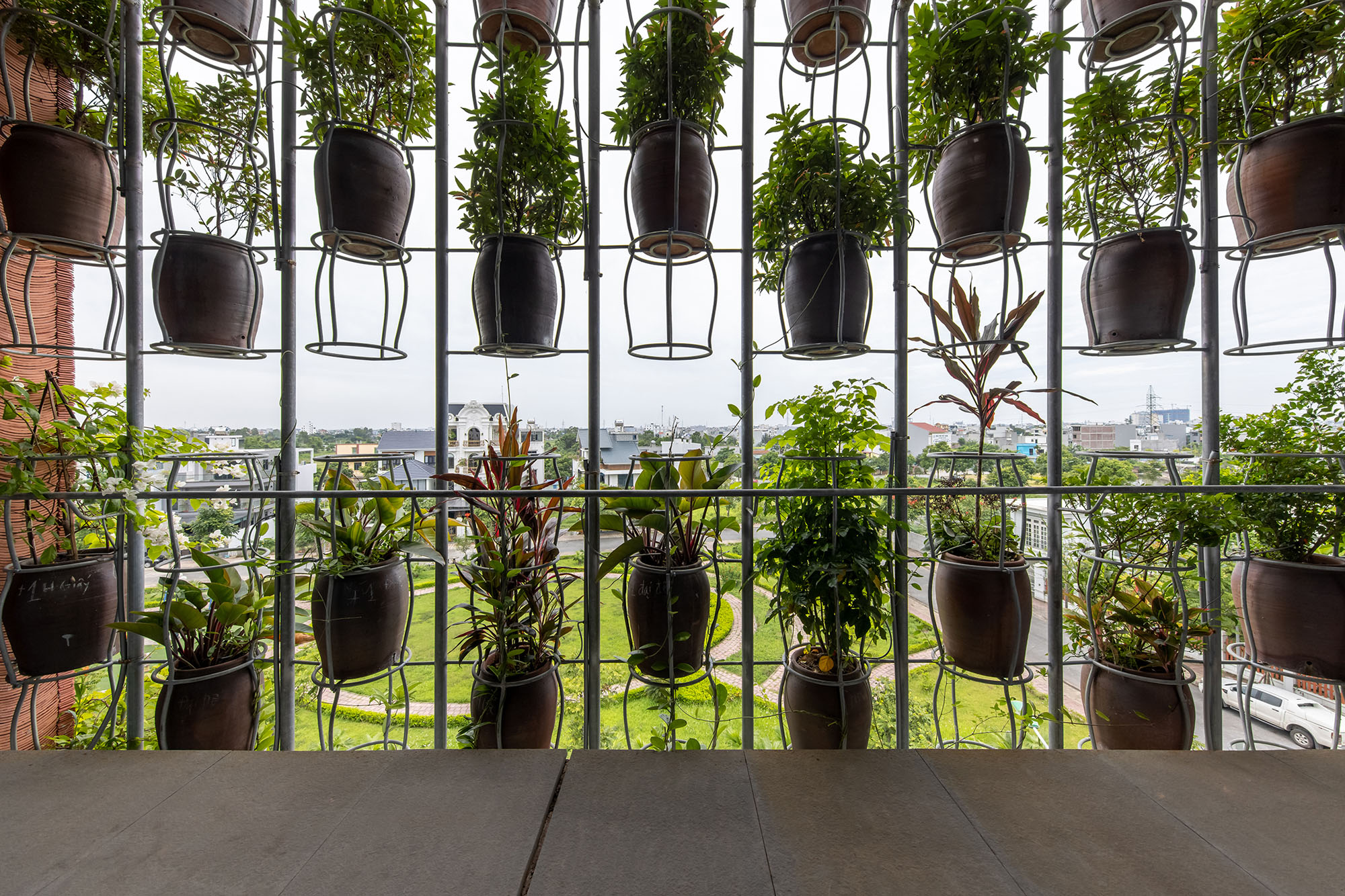 〈フライング・ベジテーション（Flying Vegetation）〉H&Pアーキテクツ（H&P Architects）