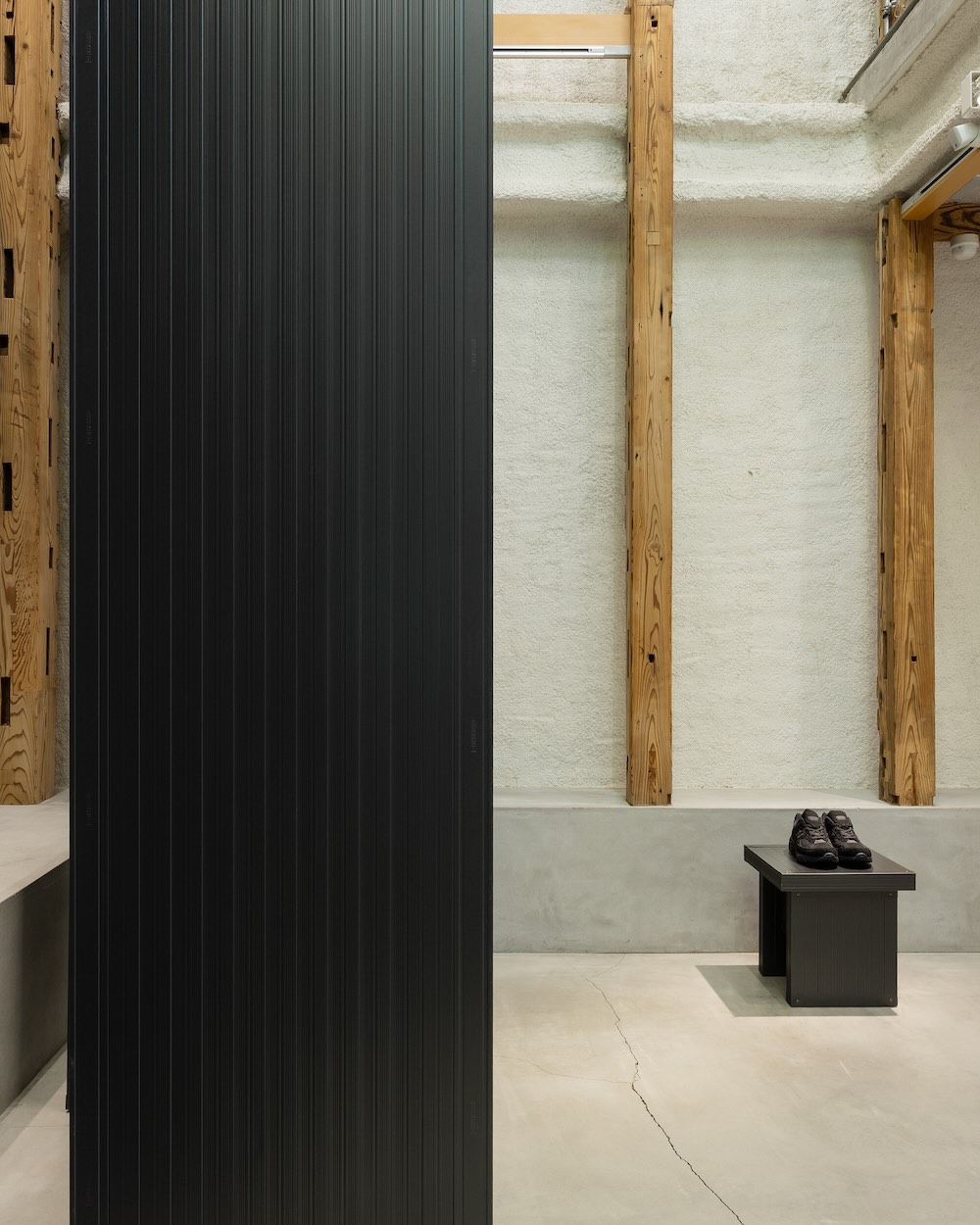T-HOUSE New Balance art installation “TIME SCAPE” by DAISUKE YAMAMOTO