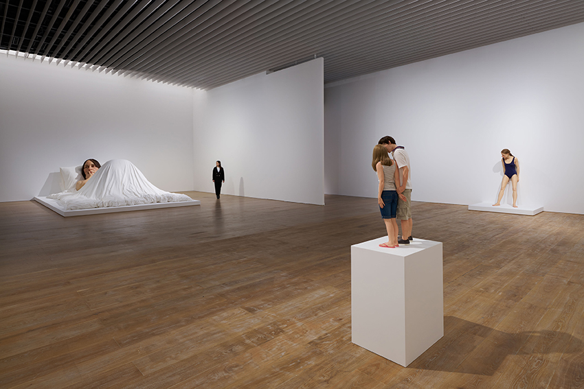 森美術館「ロン・ミュエク展」会場風景