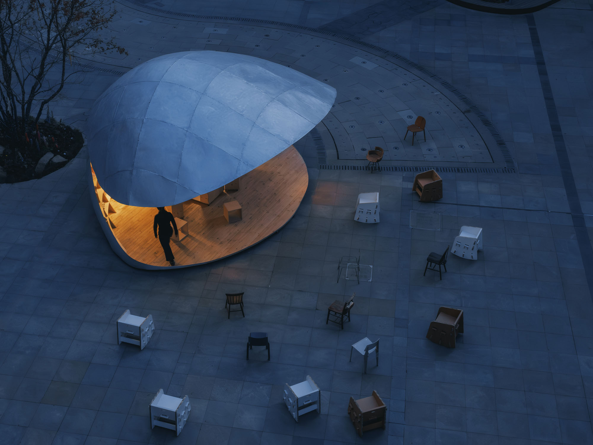 〈シェル・ブック・パビリオン（Shell Book Pavilion）〉LUOスタジオ（LUO studio）
