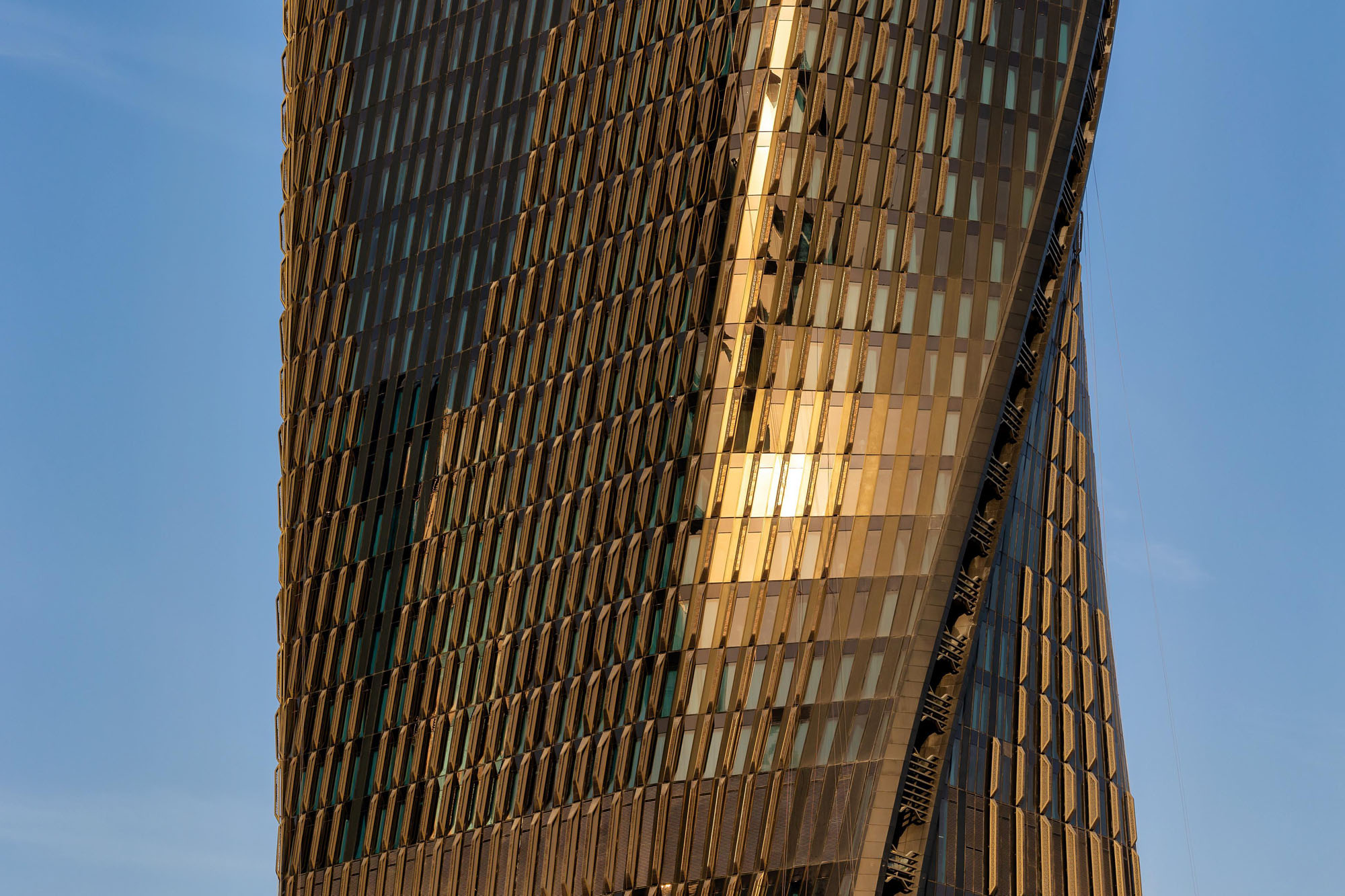 〈ワスルタワー(Wasl Tower)〉UNS