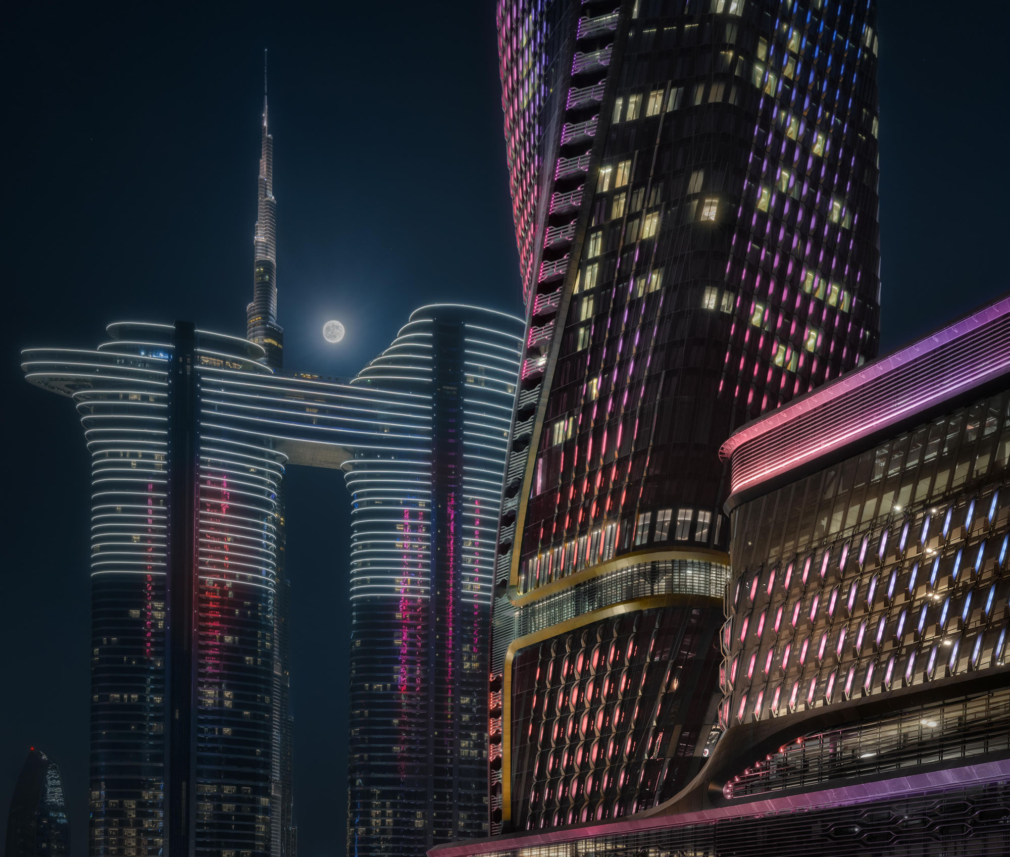 〈ワスルタワー(Wasl Tower)〉UNS
