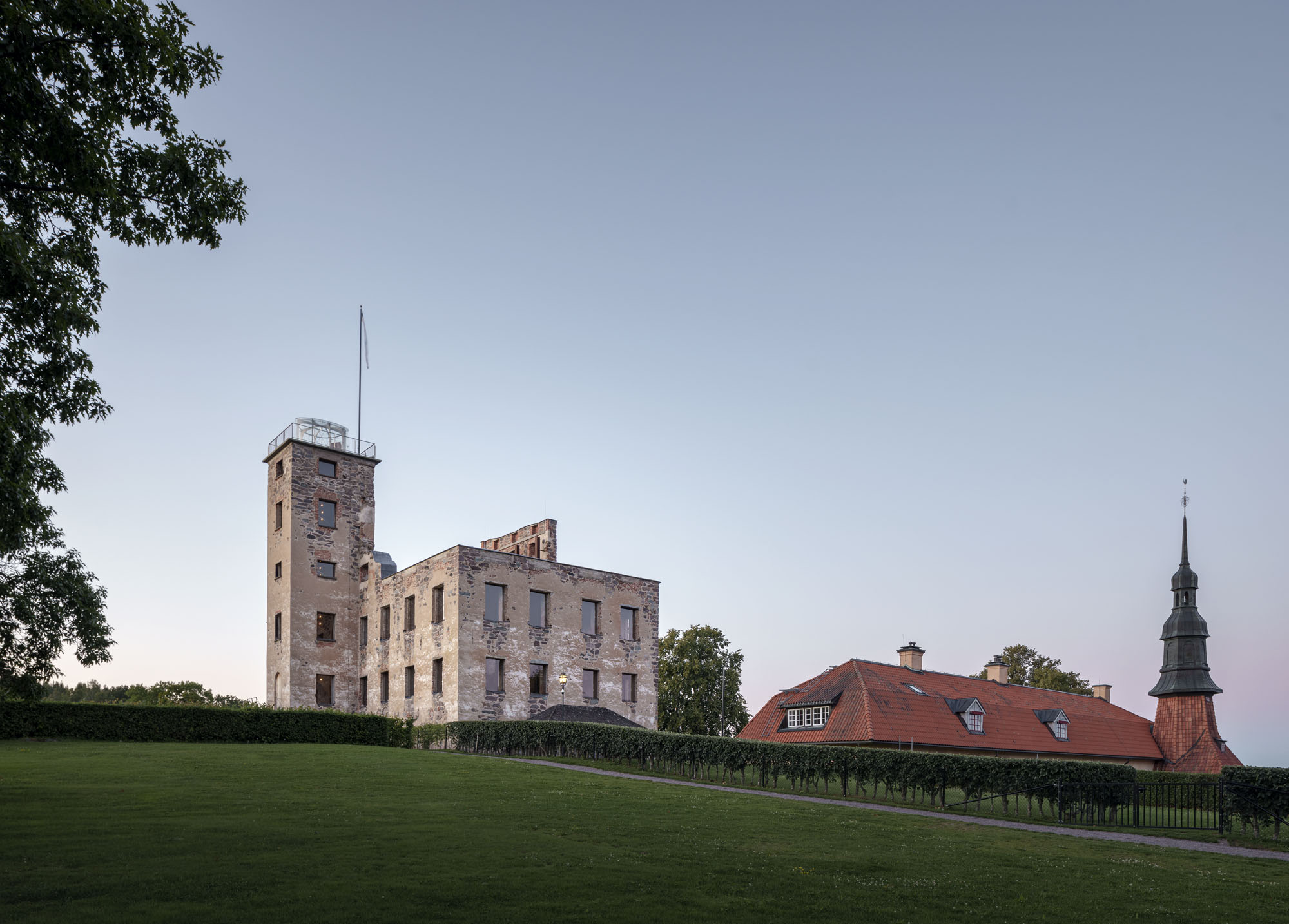 〈シュテルノルプ城跡（Stjärnorp Castle Ruin）〉Tengbom