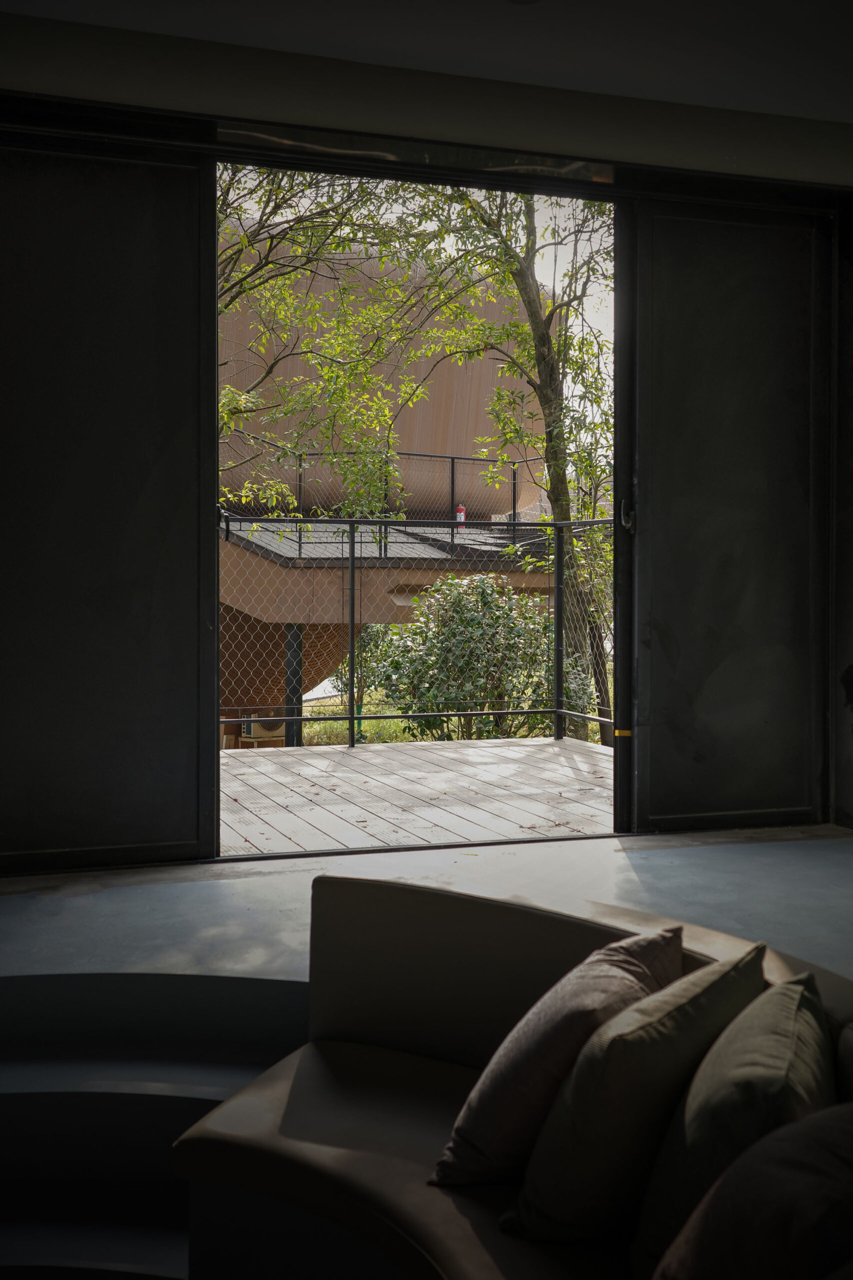 〈Houses of Stealth（Tonglu Senbo Resort）〉SpActrum