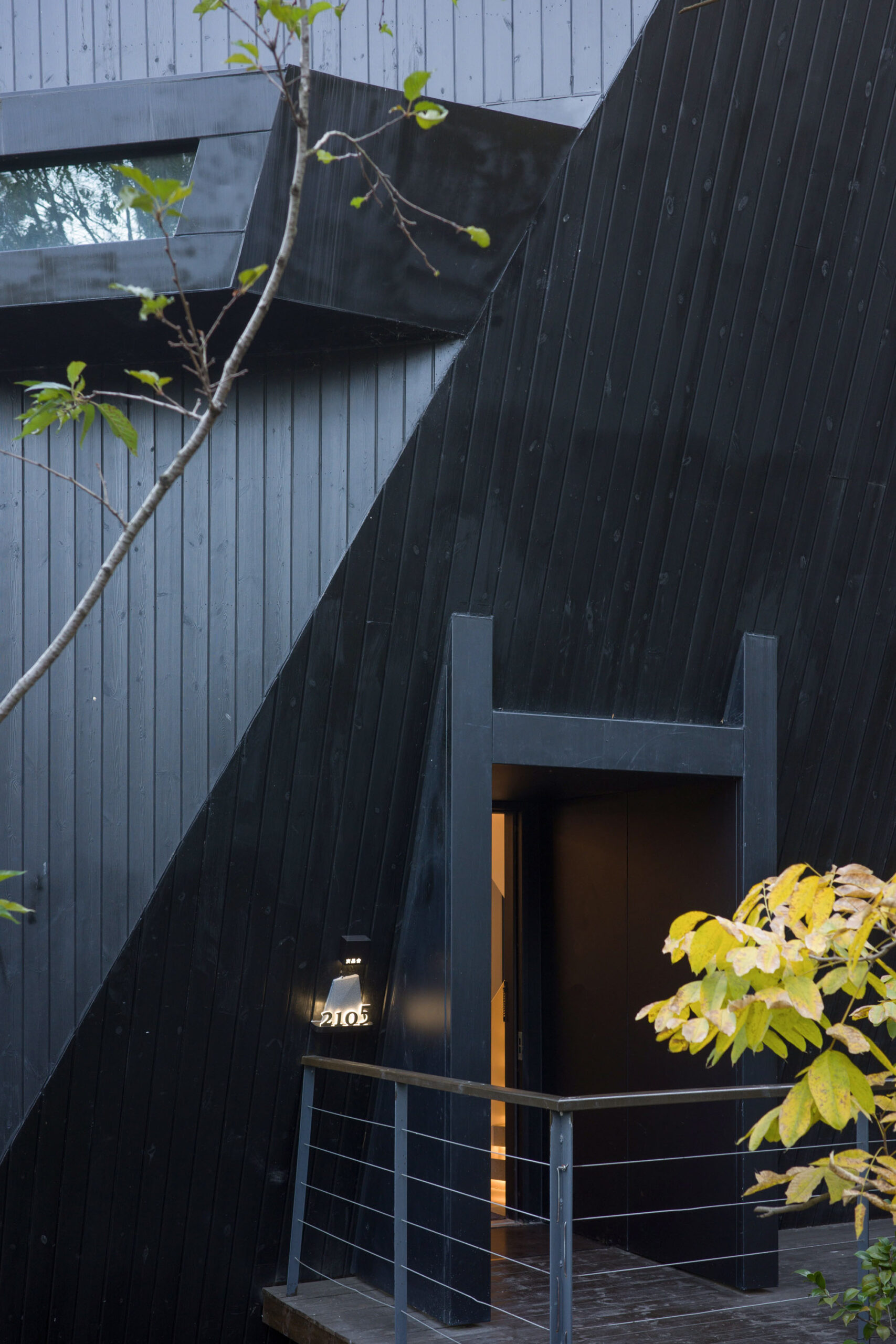 〈Houses of Stealth（Tonglu Senbo Resort）〉SpActrum