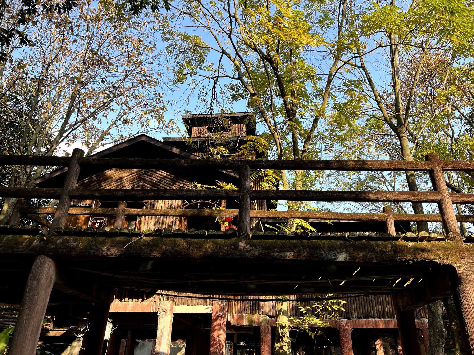〈Houses of Stealth（Tonglu Senbo Resort）〉SpActrum