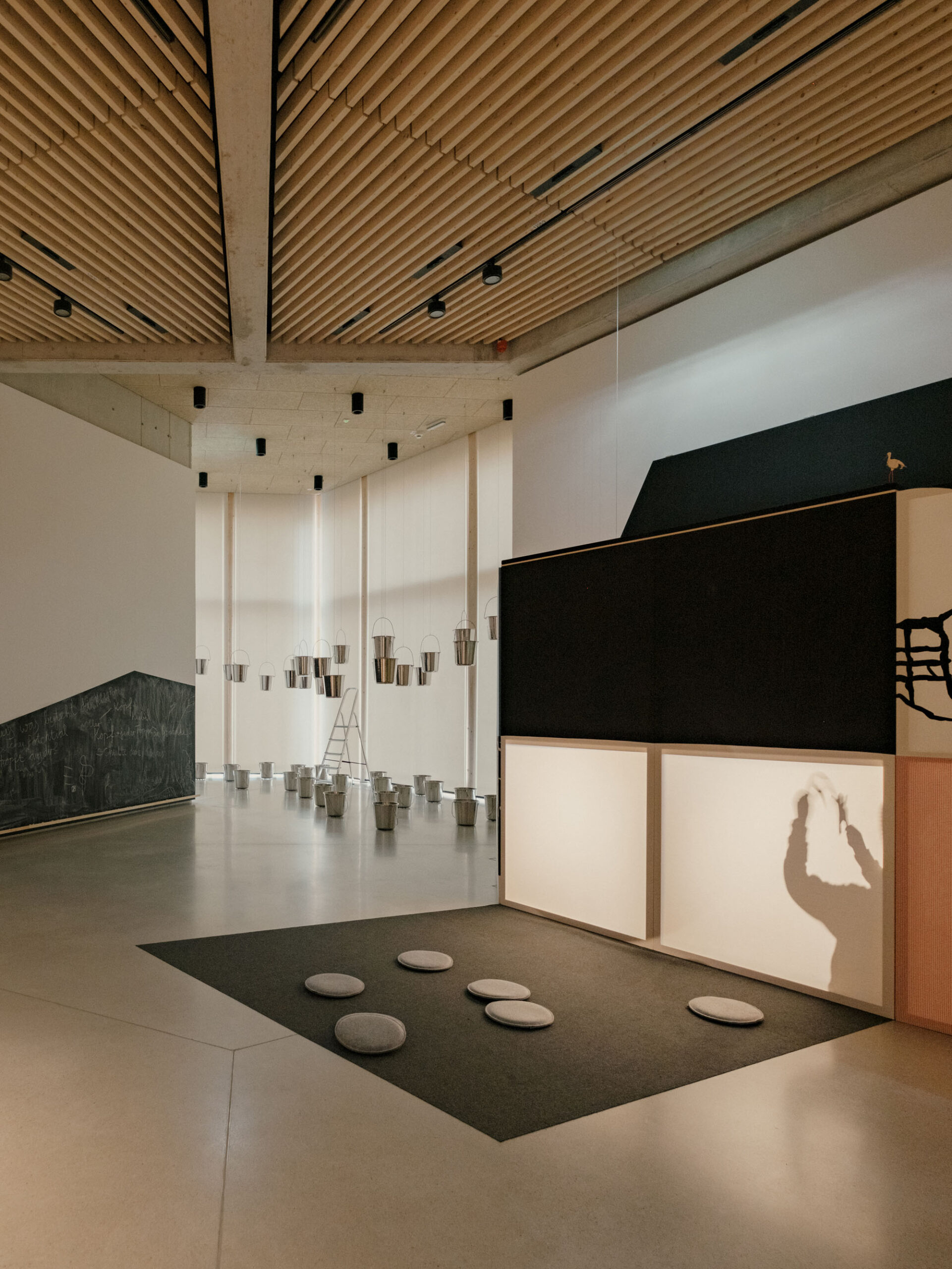 〈キンダークンストラボ(KinderKunstLabor)〉シェンカー・サルヴィ・ウェーバー・アーキテクツ(Schenker Salvi Weber Architekten)