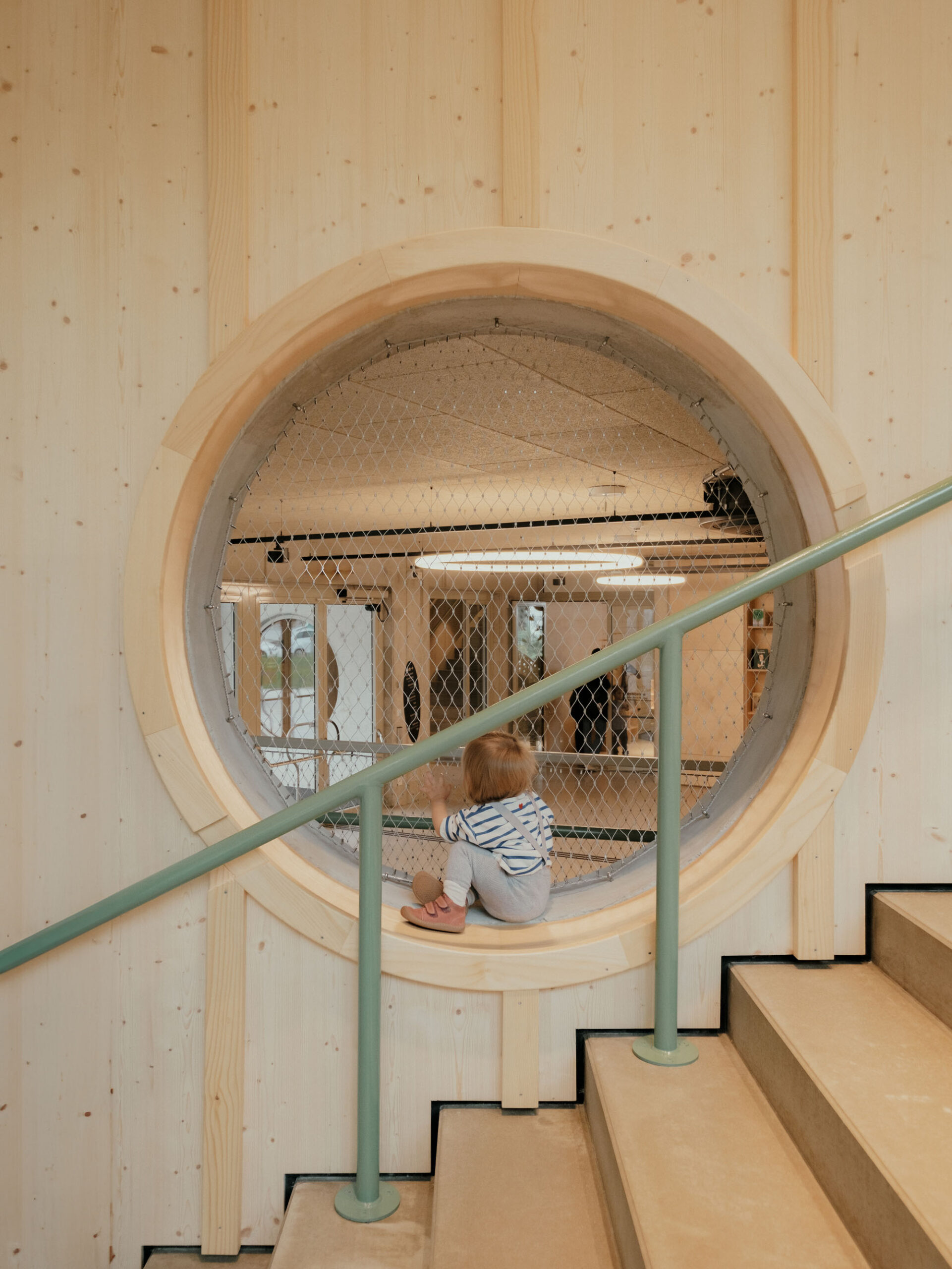 〈キンダークンストラボ(KinderKunstLabor)〉シェンカー・サルヴィ・ウェーバー・アーキテクツ(Schenker Salvi Weber Architekten)