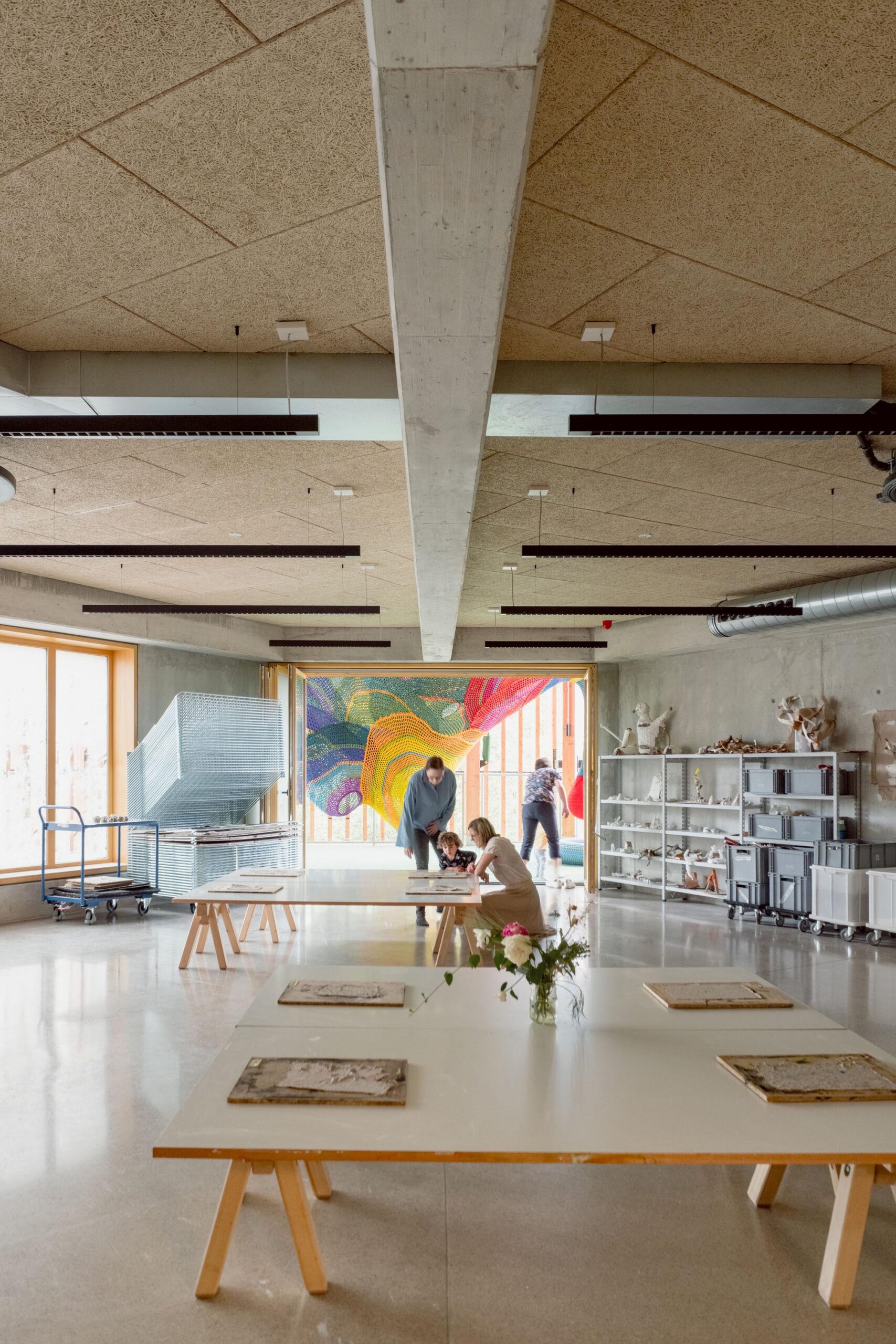〈キンダークンストラボ(KinderKunstLabor)〉シェンカー・サルヴィ・ウェーバー・アーキテクツ(Schenker Salvi Weber Architekten)