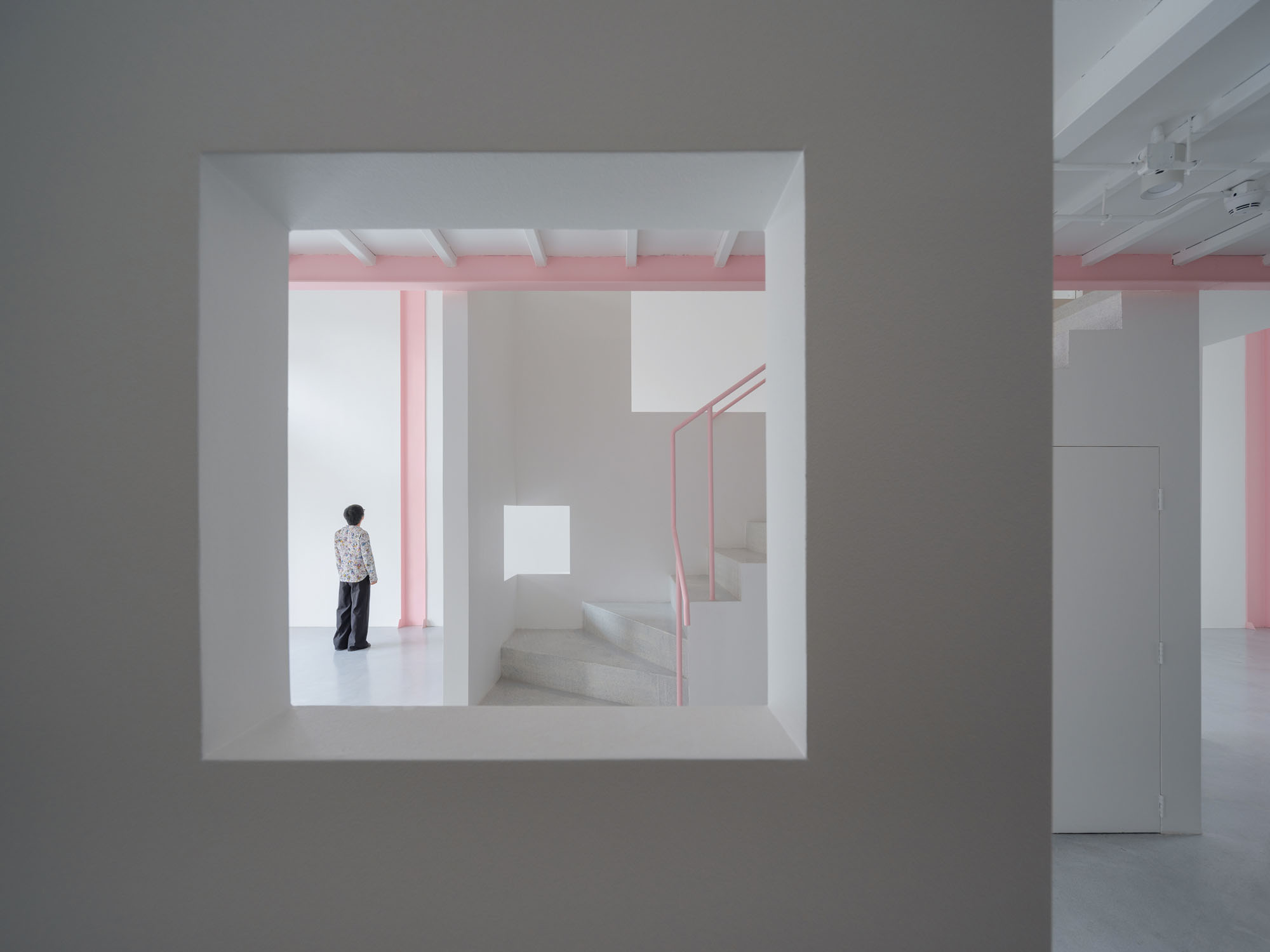 〈アペルロン・コンテンポラリー(Apelron Contemporary)〉エーテル・アーキテクツ(Aether Architects)、アーチグレス(Archigress)
