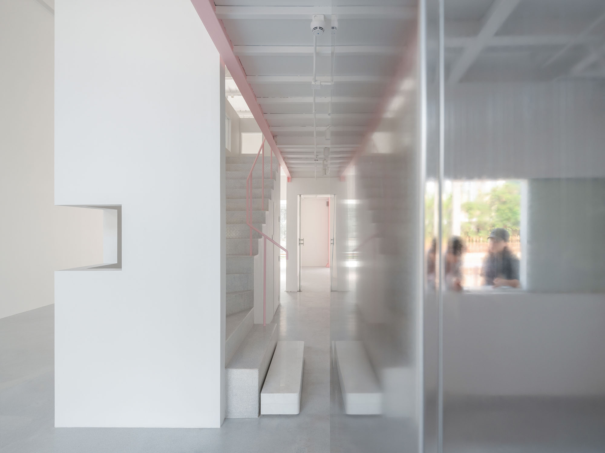 〈アペルロン・コンテンポラリー(Apelron Contemporary)〉エーテル・アーキテクツ(Aether Architects)、アーチグレス(Archigress)