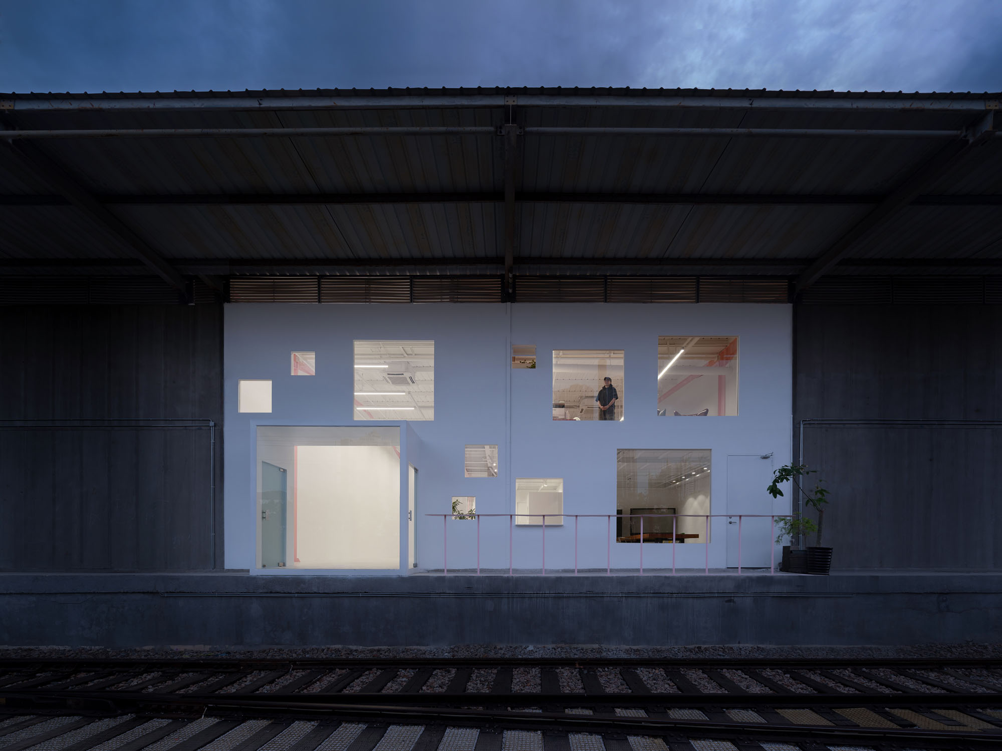 〈アペルロン・コンテンポラリー(Apelron Contemporary)〉エーテル・アーキテクツ(Aether Architects)、アーチグレス(Archigress)