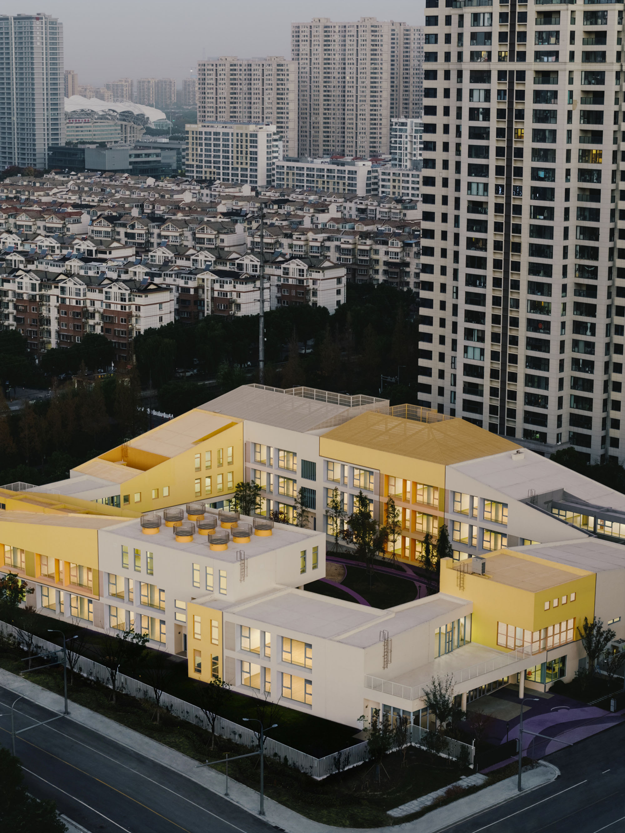 〈ブロック幼稚園(Block Kindergarten)〉SoBA(Soft Build Architects)
