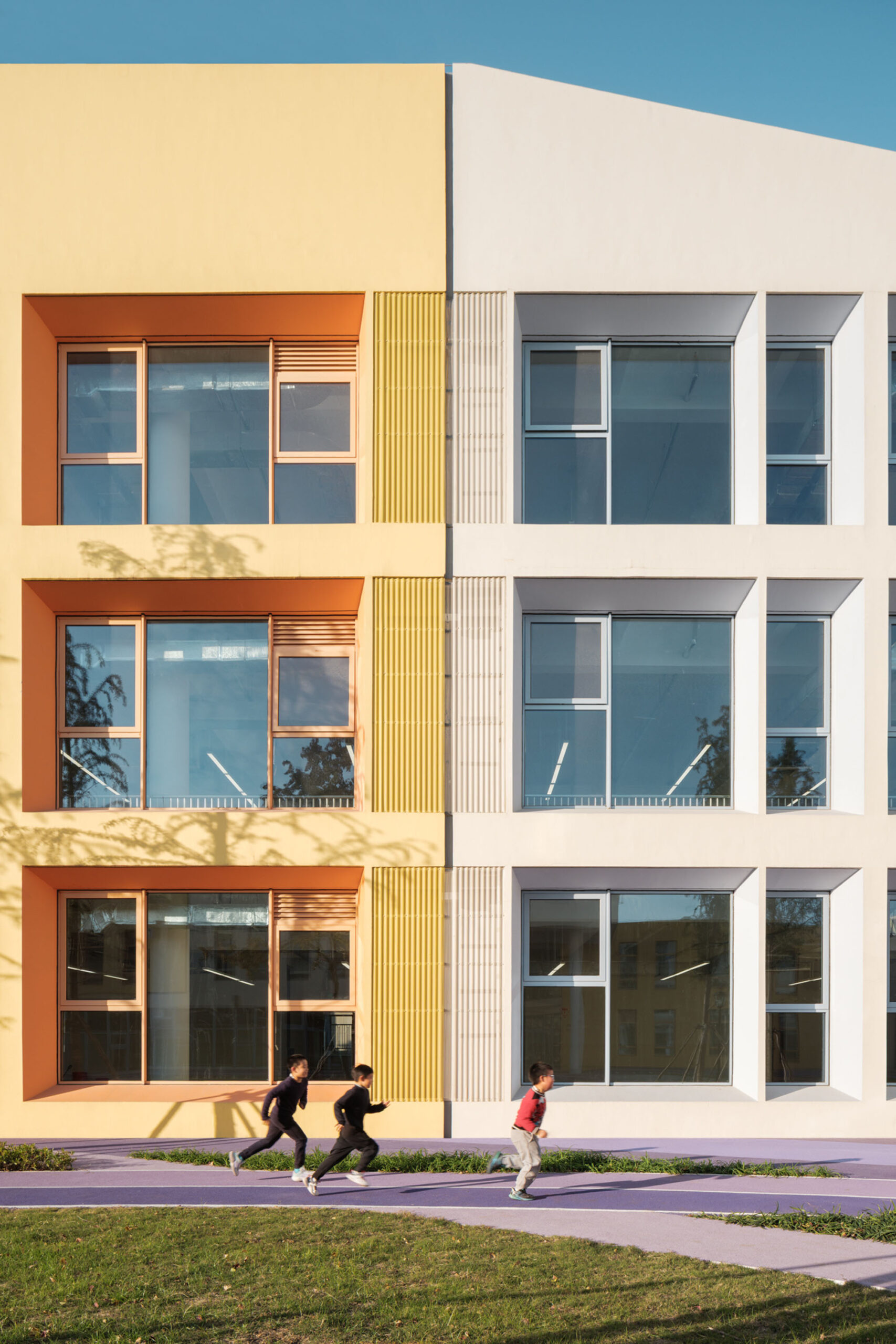 〈ブロック幼稚園(Block Kindergarten)〉SoBA(Soft Build Architects)