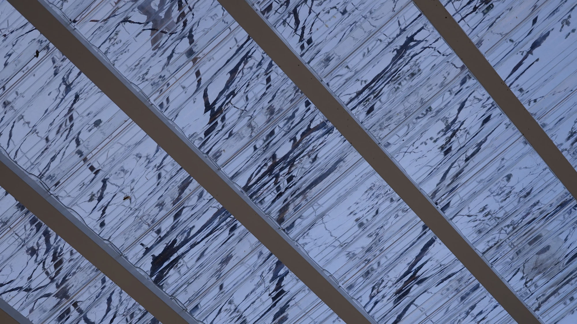 〈メルトシーズン - 南京空間インスタレーション（Melt Season - Nanjing Spatial Installation）〉MLKKスタジオ（MLKK Studio）
