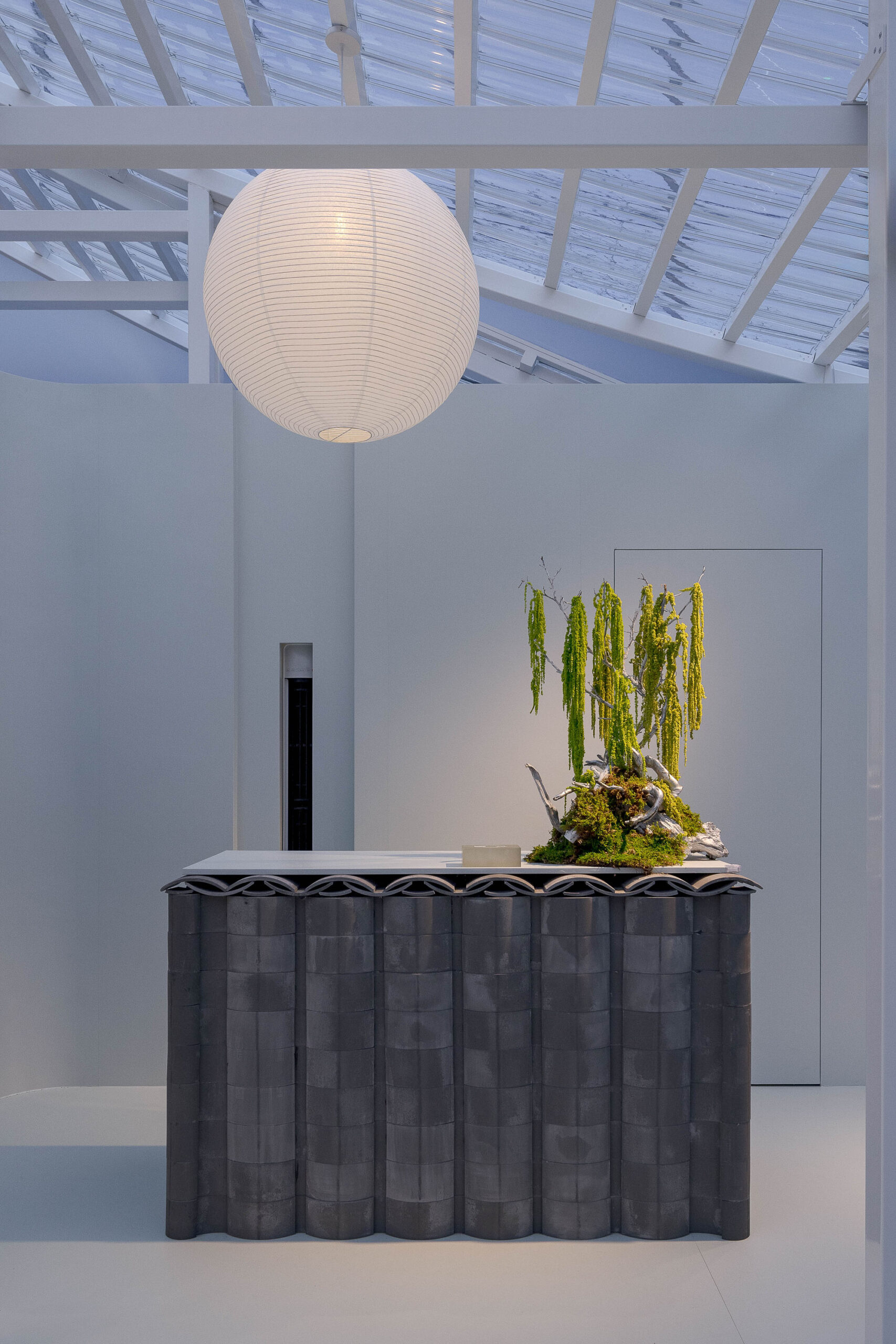 〈メルトシーズン - 南京空間インスタレーション（Melt Season - Nanjing Spatial Installation）〉MLKKスタジオ（MLKK Studio）