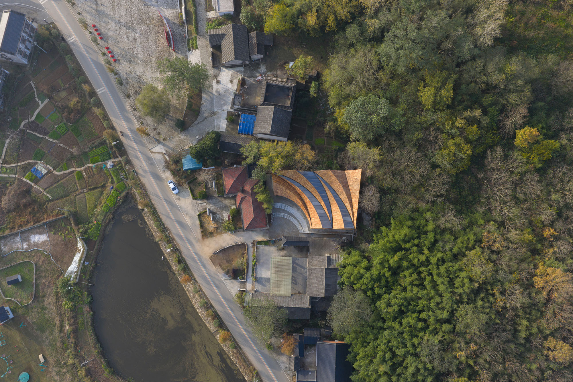 〈カーペンターズ・ホーム(Carpenter's Home)〉プライマリー・アーキテクツ(Primary Architects)