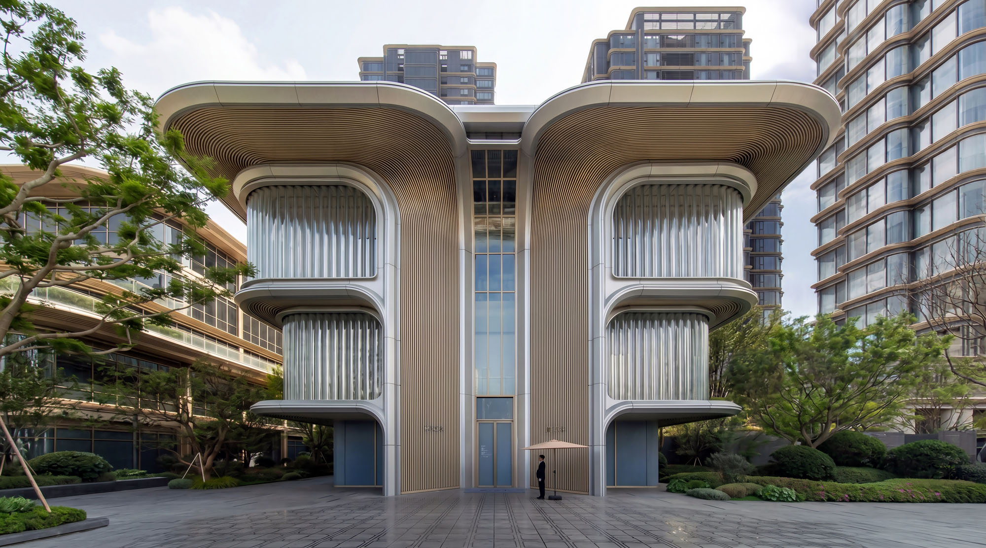 〈Jia Art〉フォスター アンド パートナーズ（Foster＋Partners）