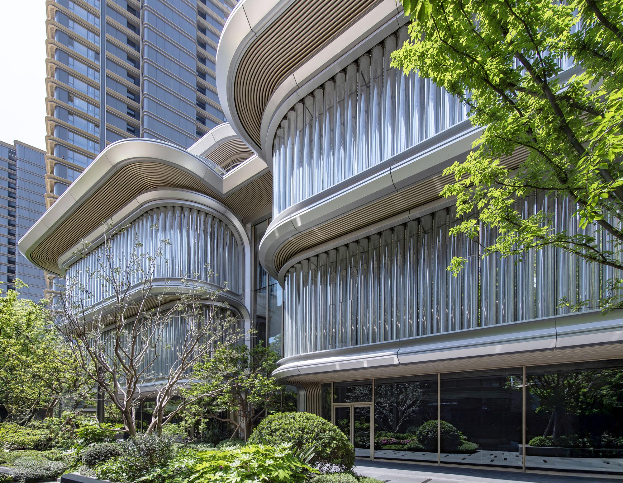 〈Jia Art〉フォスター アンド パートナーズ（Foster＋Partners）