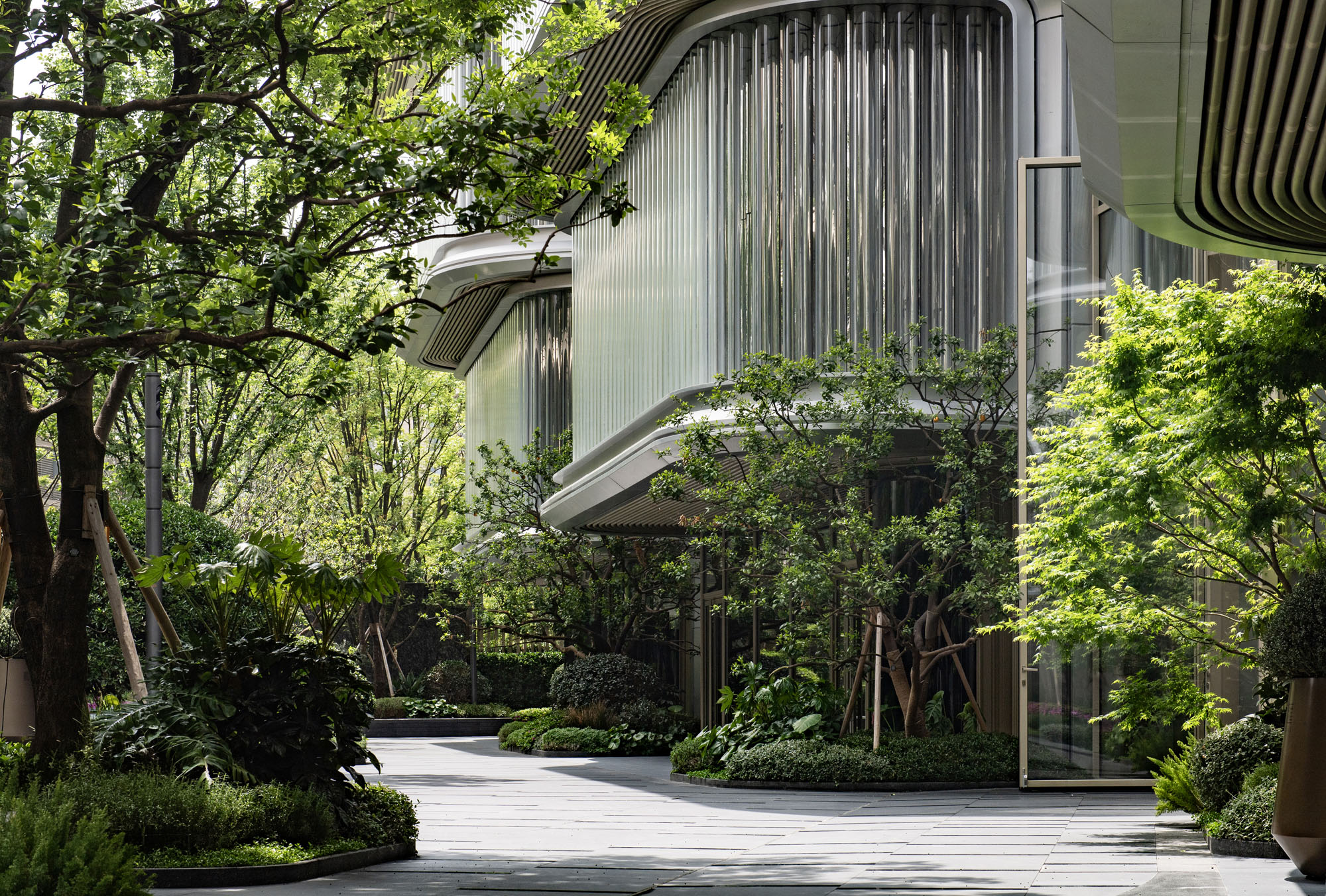 〈Jia Art〉フォスター アンド パートナーズ（Foster＋Partners）