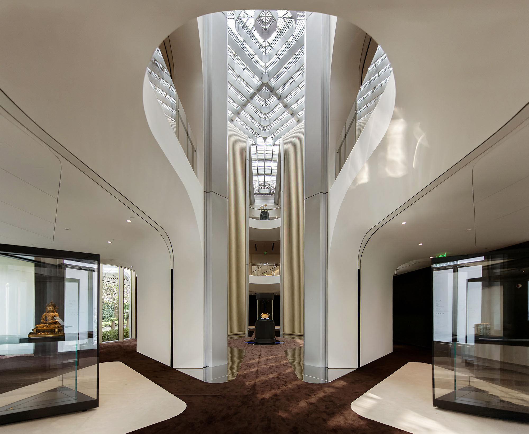 〈Jia Art〉フォスター アンド パートナーズ（Foster＋Partners）