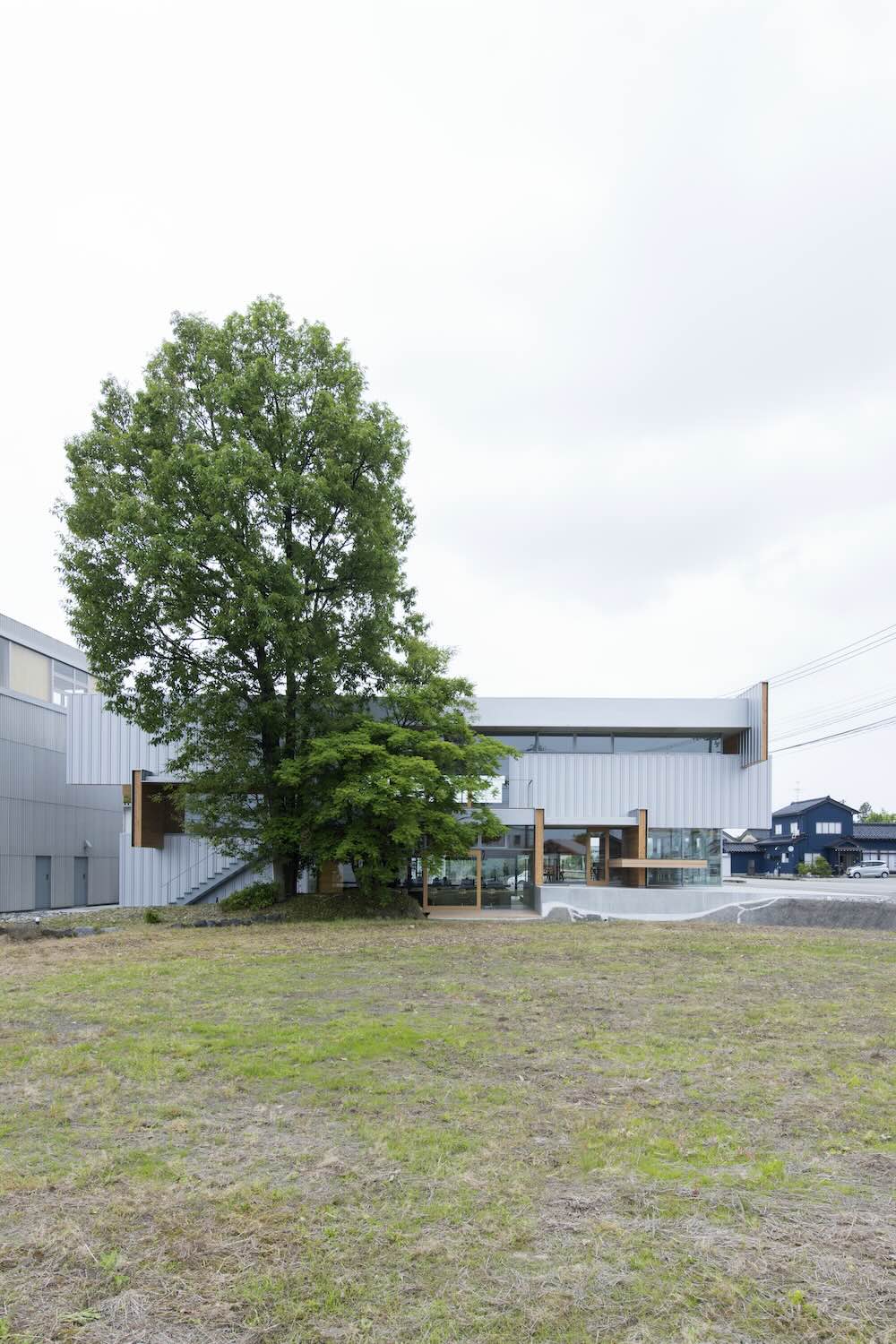 MOUNT FUJI ARCHITECTS STUDIO(マウントフジアーキテクツスタジオ)STROOG社屋
