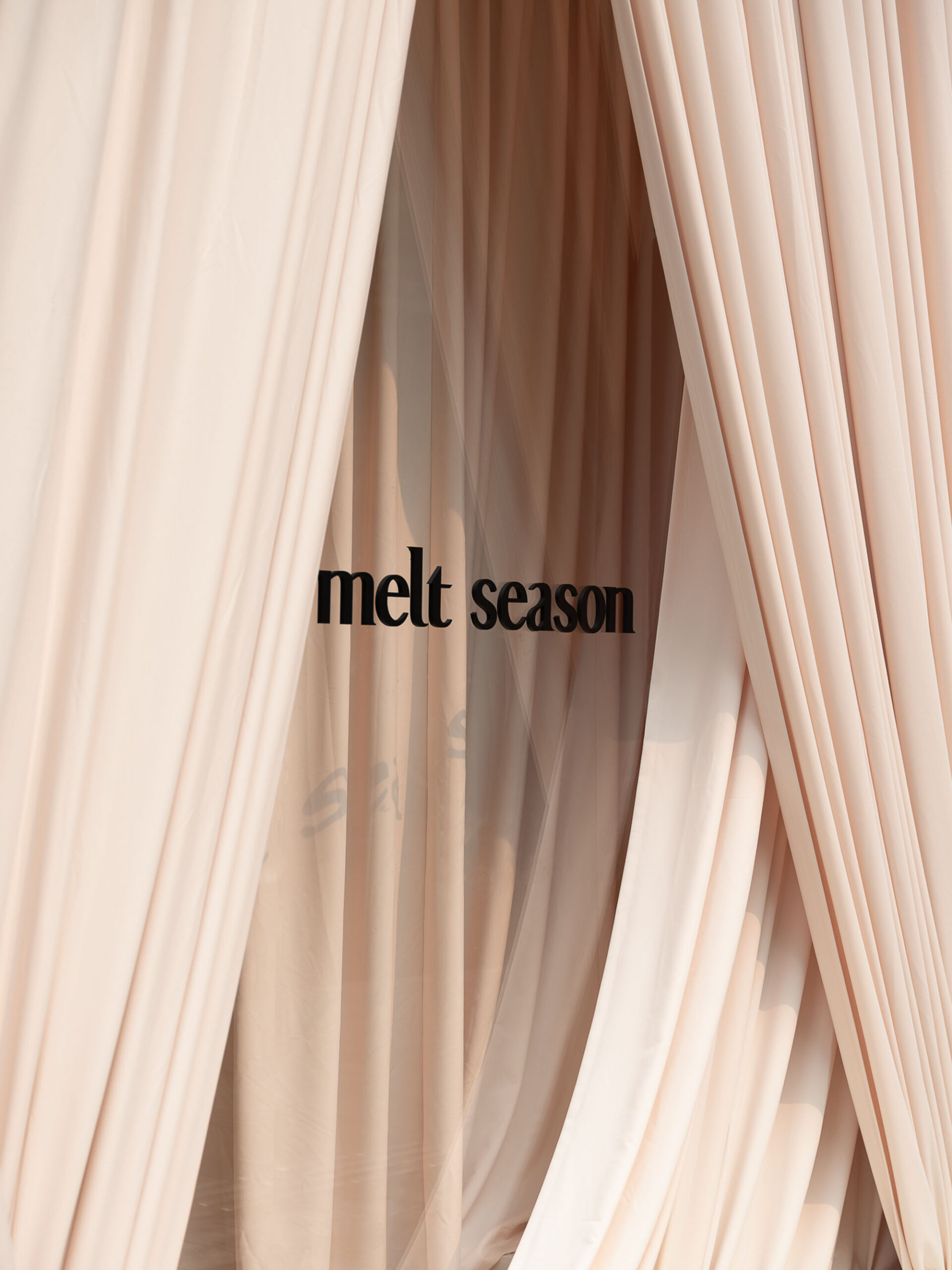 〈メルトシーズン – 深圳MixCポップアップストア(Melt Season Shenzhen MixC Pop-up Store)〉MLKKスタジオ(MLKK Studio)