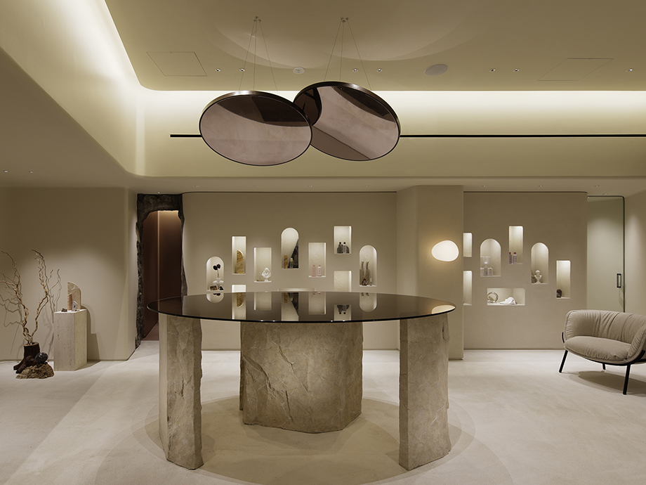〈SALON DE MEDULLA〉Photo: masato kawano Nacasa & Partners