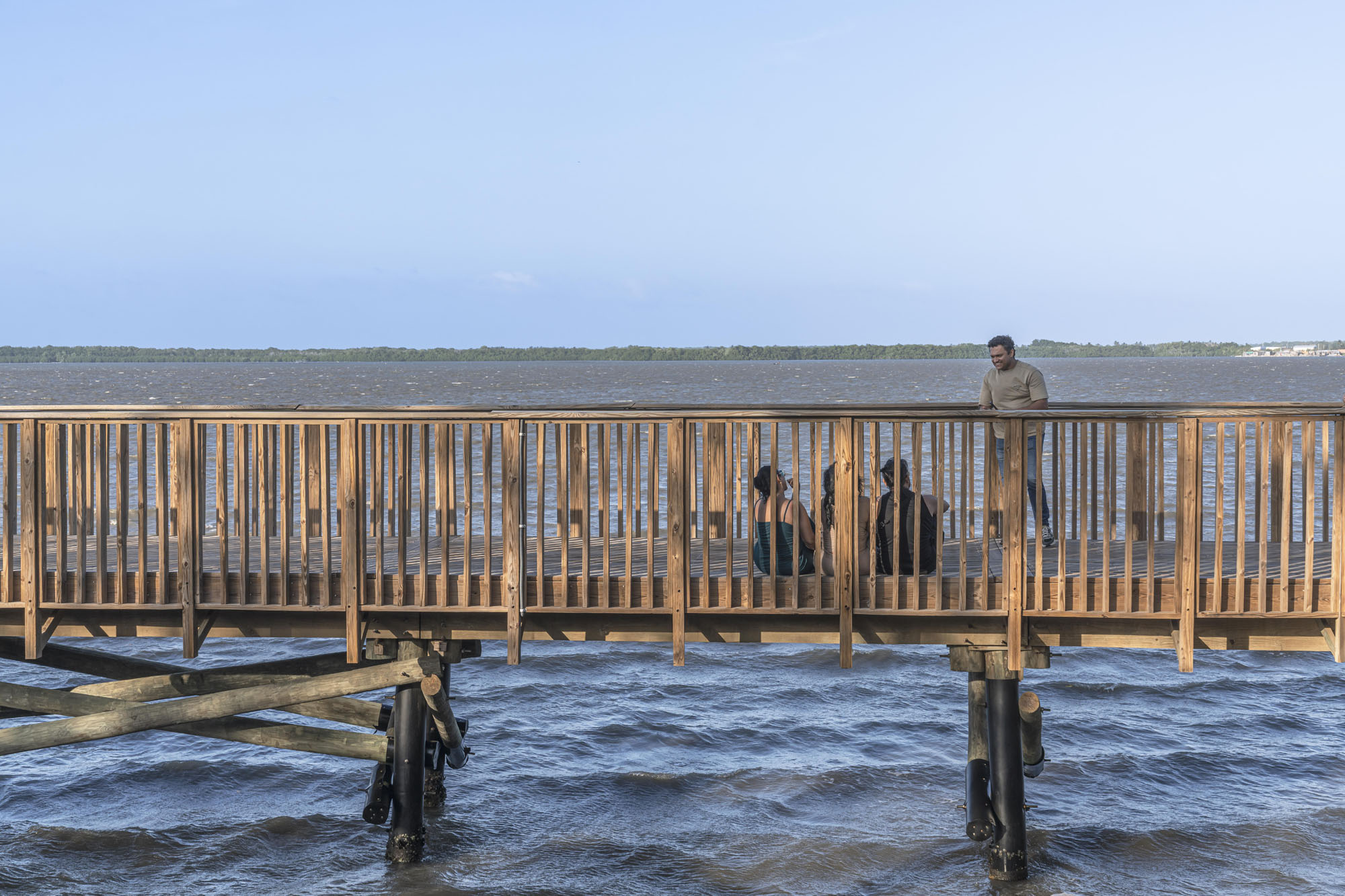 〈エコパルケ・シエナガ・デ・マジョルキン（Ecoparque Ciénaga de Mallorquín）〉DEBアーキテクチャ（DEB Architecture）エル・エクイポ・マッツァンティ（El Equipo Mazzanti）