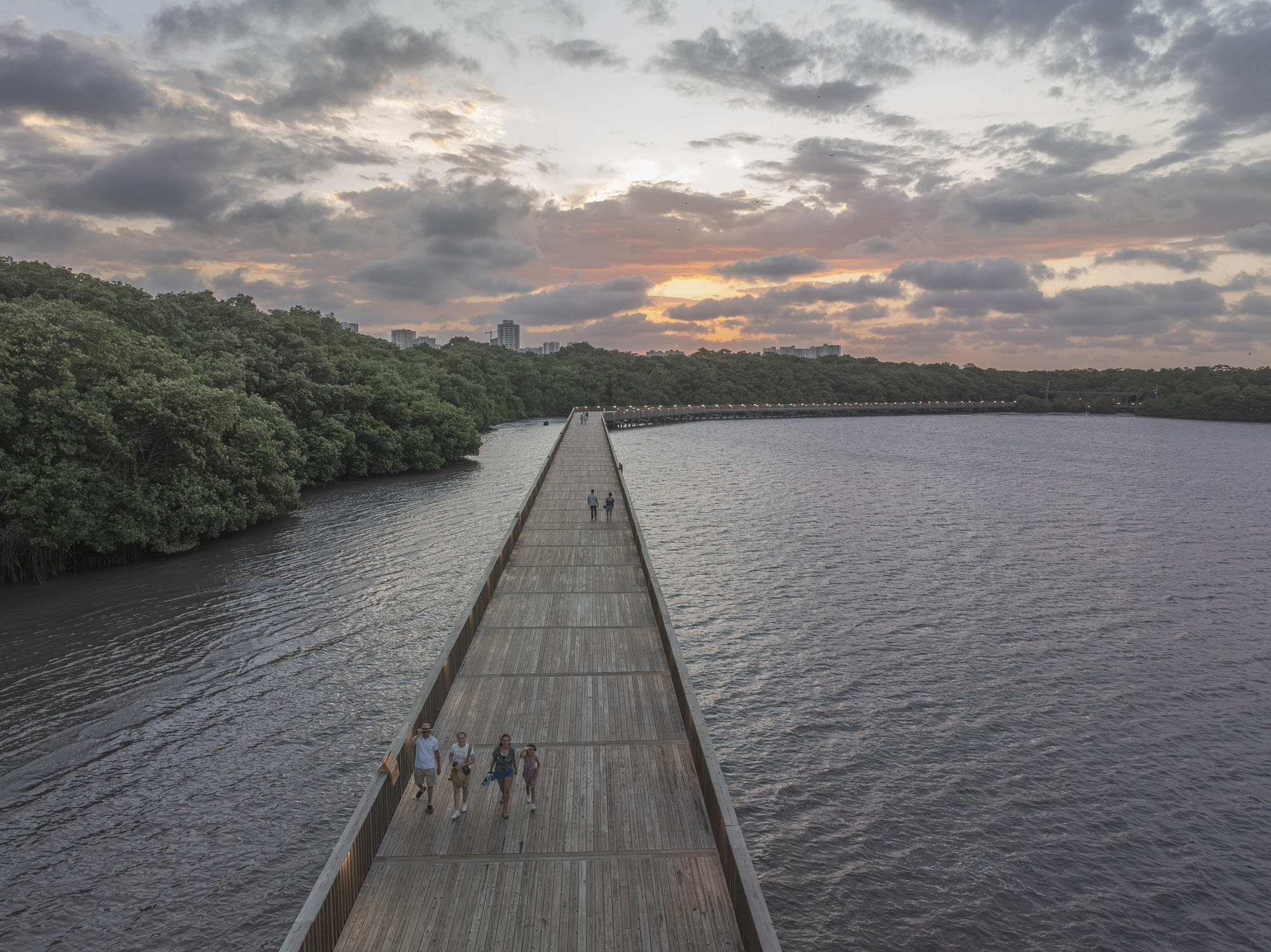 〈エコパルケ・シエナガ・デ・マジョルキン（Ecoparque Ciénaga de Mallorquín）〉DEBアーキテクチャ（DEB Architecture）エル・エクイポ・マッツァンティ（El Equipo Mazzanti）