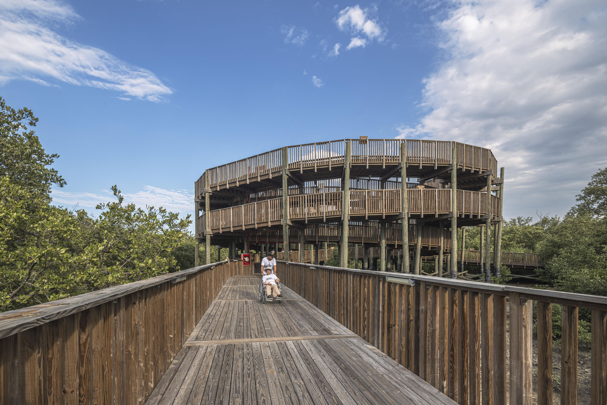 〈エコパルケ・シエナガ・デ・マジョルキン（Ecoparque Ciénaga de Mallorquín）〉DEBアーキテクチャ（DEB Architecture）エル・エクイポ・マッツァンティ（El Equipo Mazzanti）