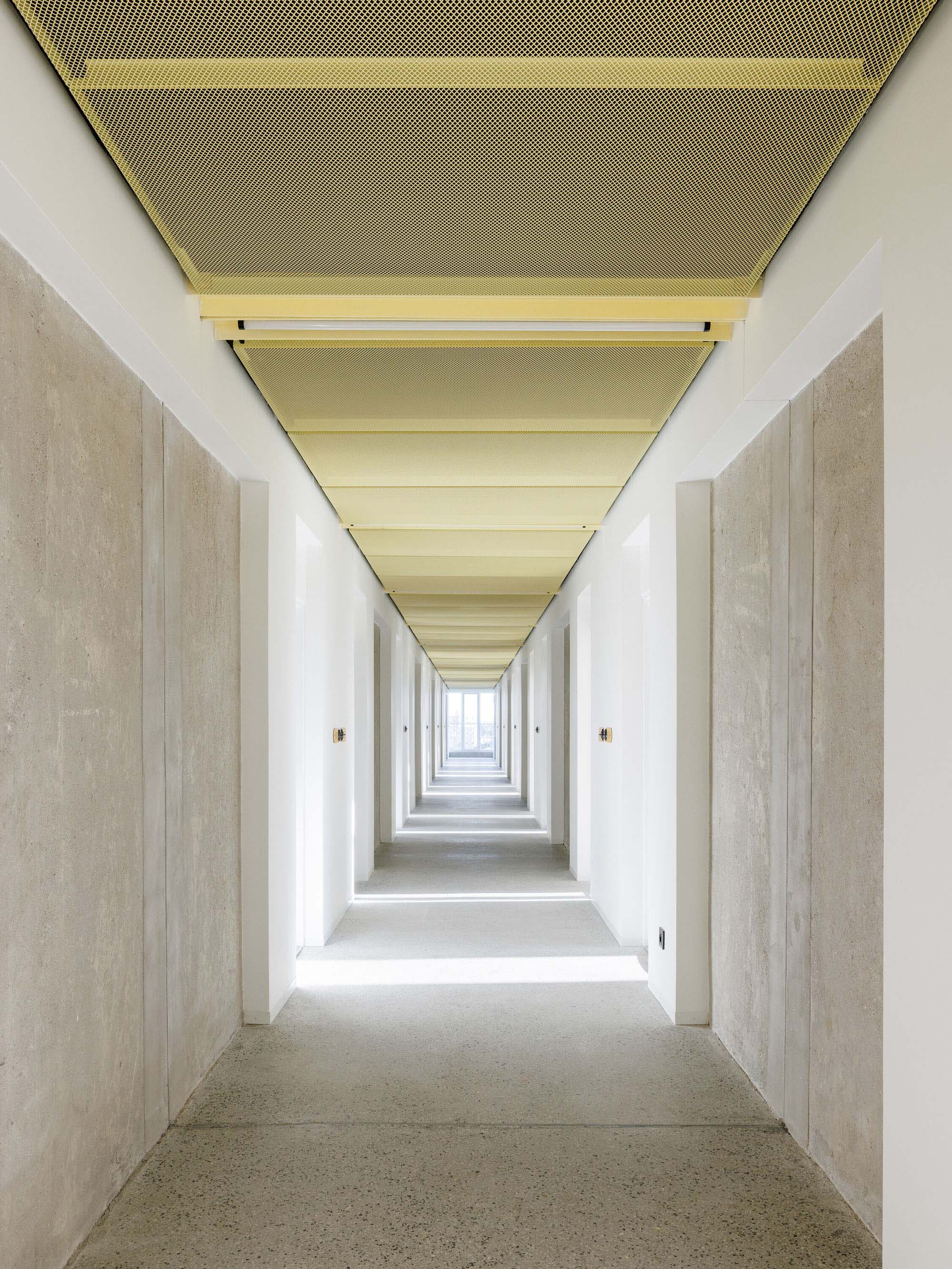 〈KOSMALT〉アトリウム・アーキテクツ（Atrium Architekti）