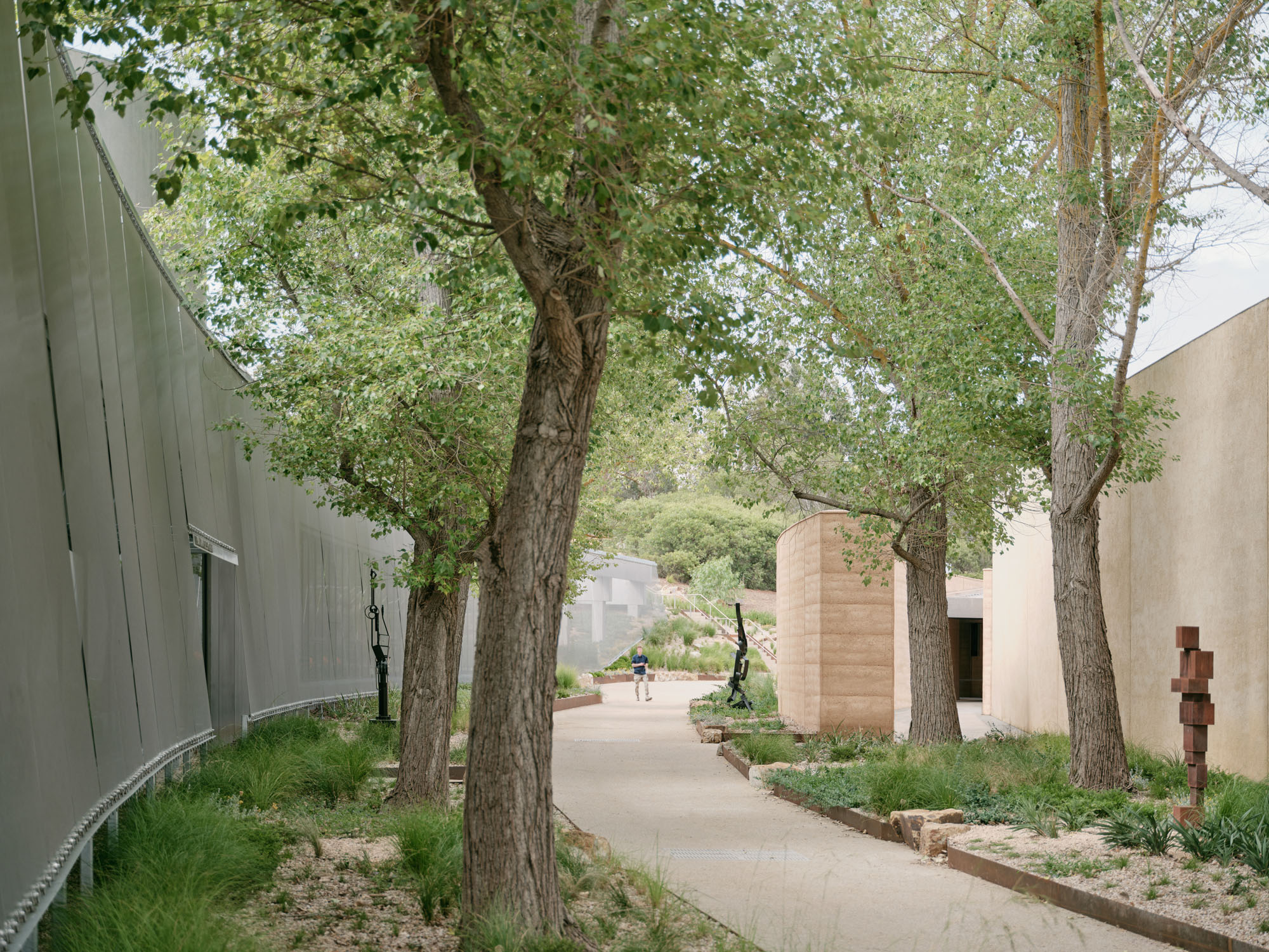 〈エヴァ＆マーク・ベセン・センター（Eva and Marc Besen Centre）〉カースティン・トンプソン・アーキテクツ（Kerstin Thompson Architects）