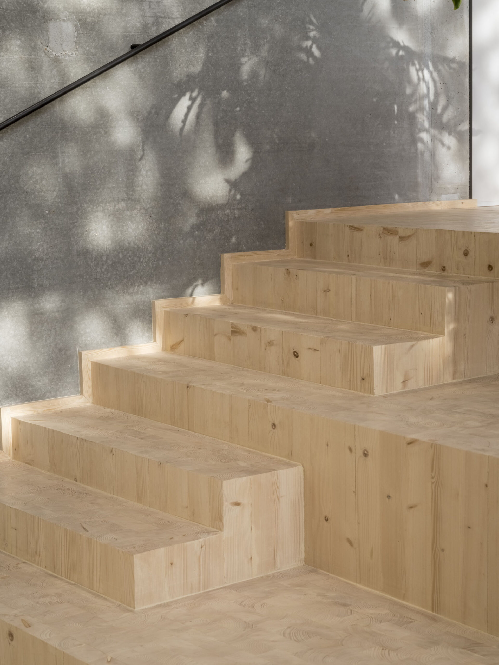 〈ダイマック本社(Dymak HQ)〉BIG(Bjarke Ingels Group)