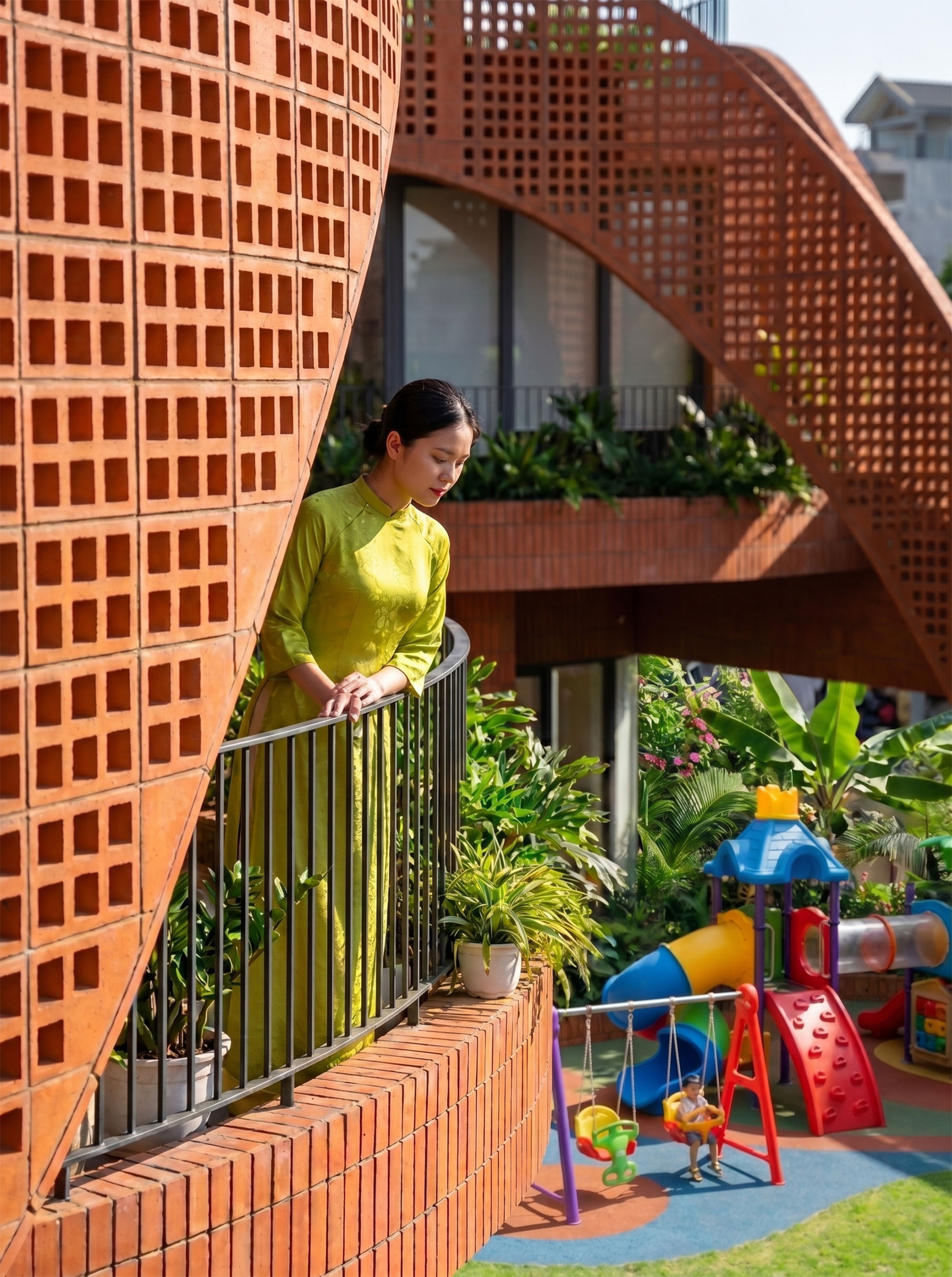 〈ジャライ幼稚園（Gia Lai Kindergarten）〉H2アーキテクツ（H2 Architects）