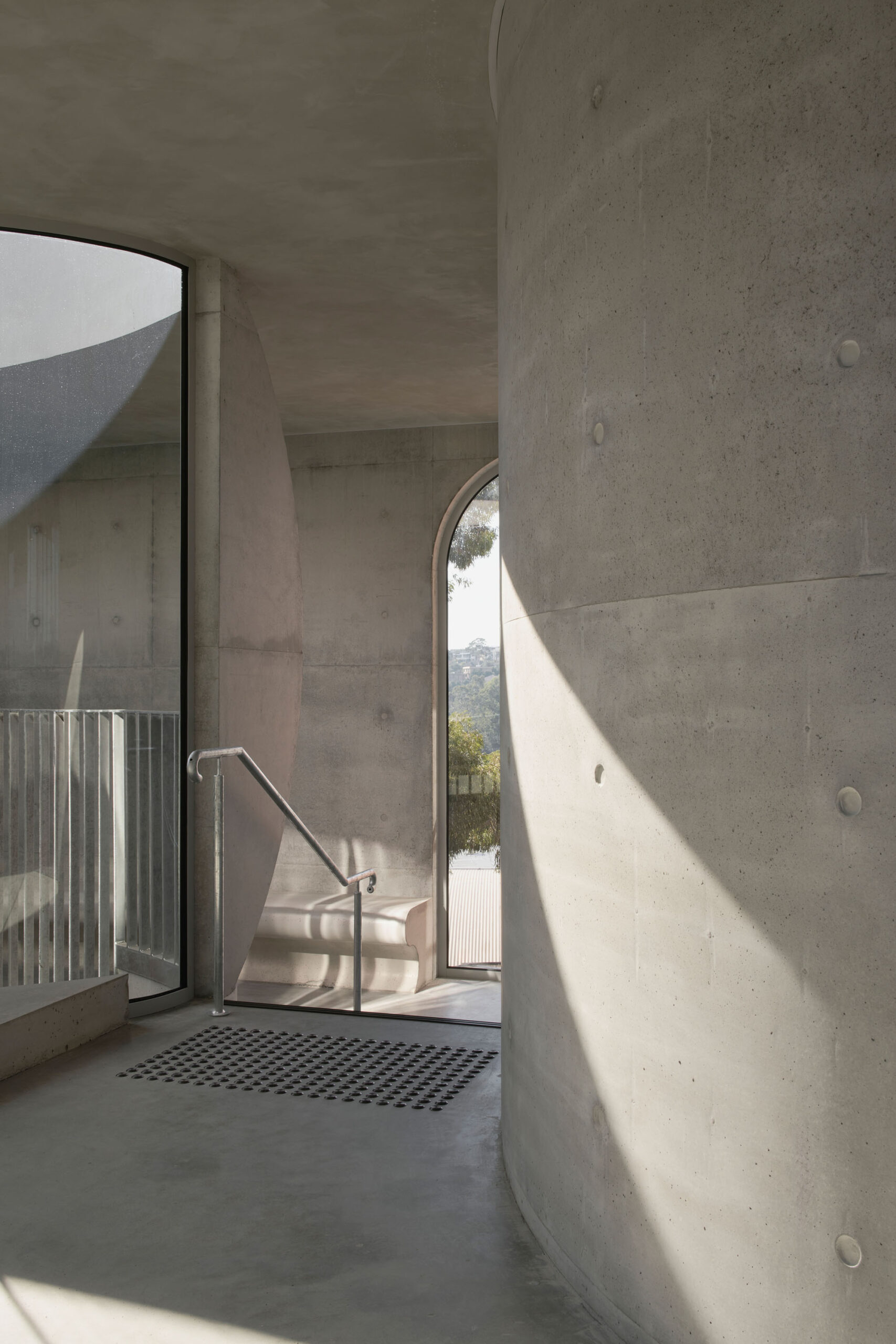 〈マーセリン・フライオーバー・ギャラリー（Marcellin Flyover Gallery）〉ファレル・レイ・アーキテクツ（Farrell Wray Architects）