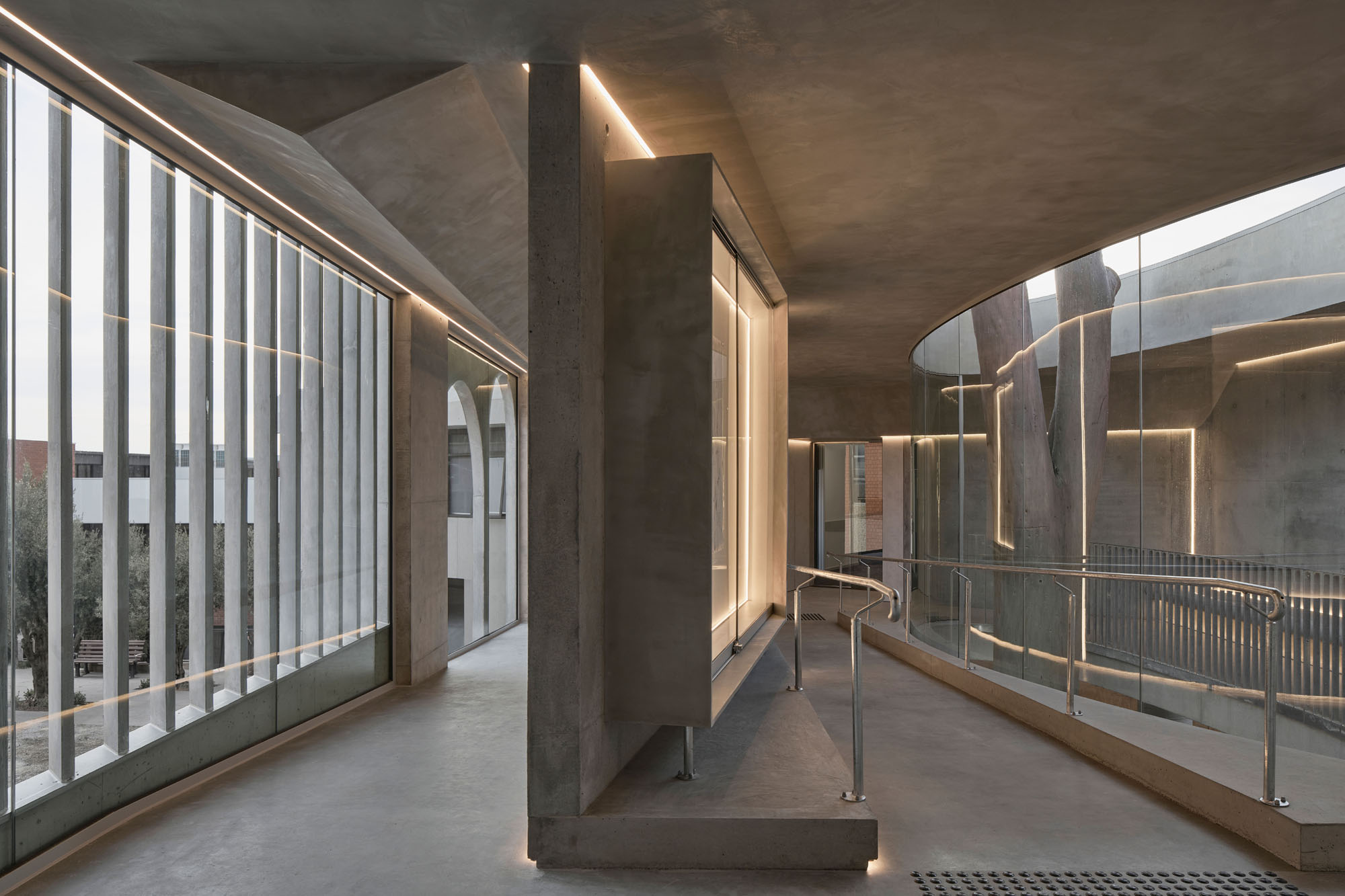 〈マーセリン・フライオーバー・ギャラリー（Marcellin Flyover Gallery）〉ファレル・レイ・アーキテクツ（Farrell Wray Architects）