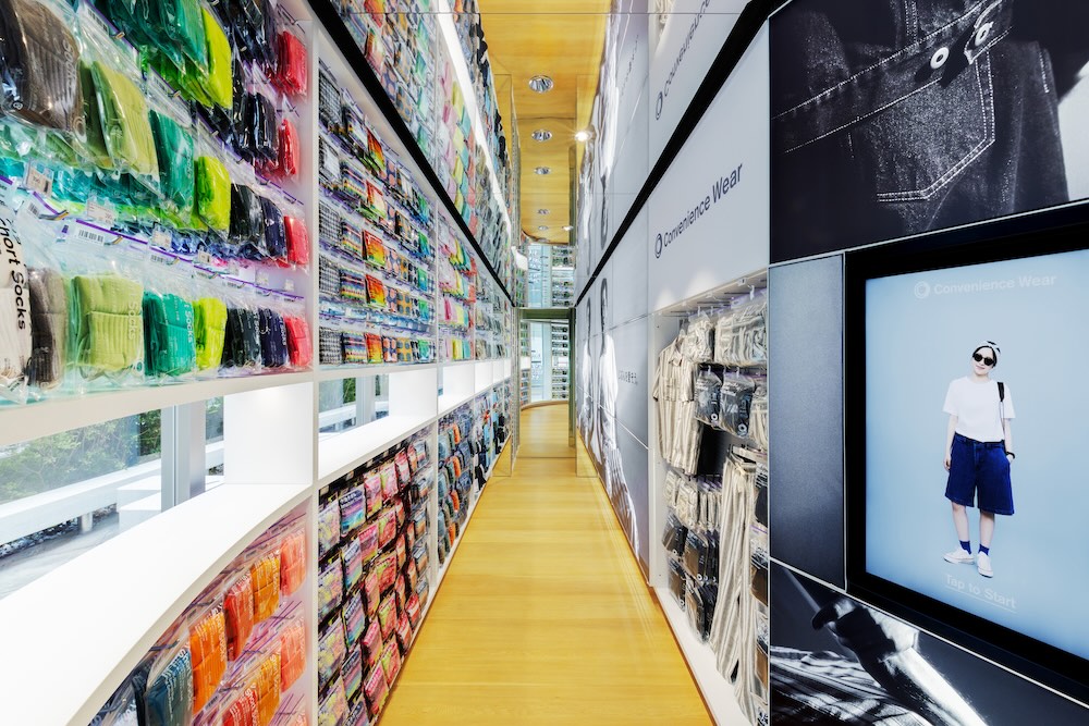 ファミリーマート旗艦店〈FAMIMA PARK AZABUDAI〉