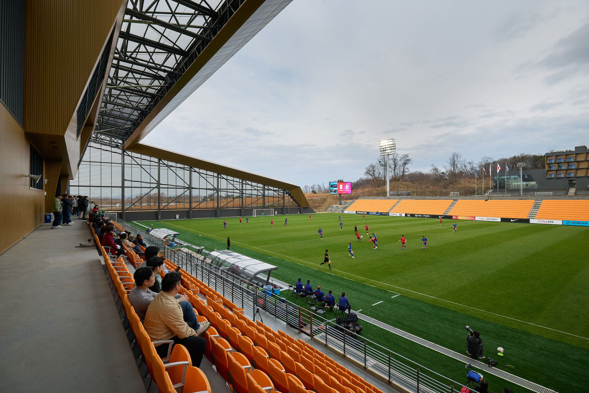 〈韓国フットボールパーク(Korean Football Park)〉UNS