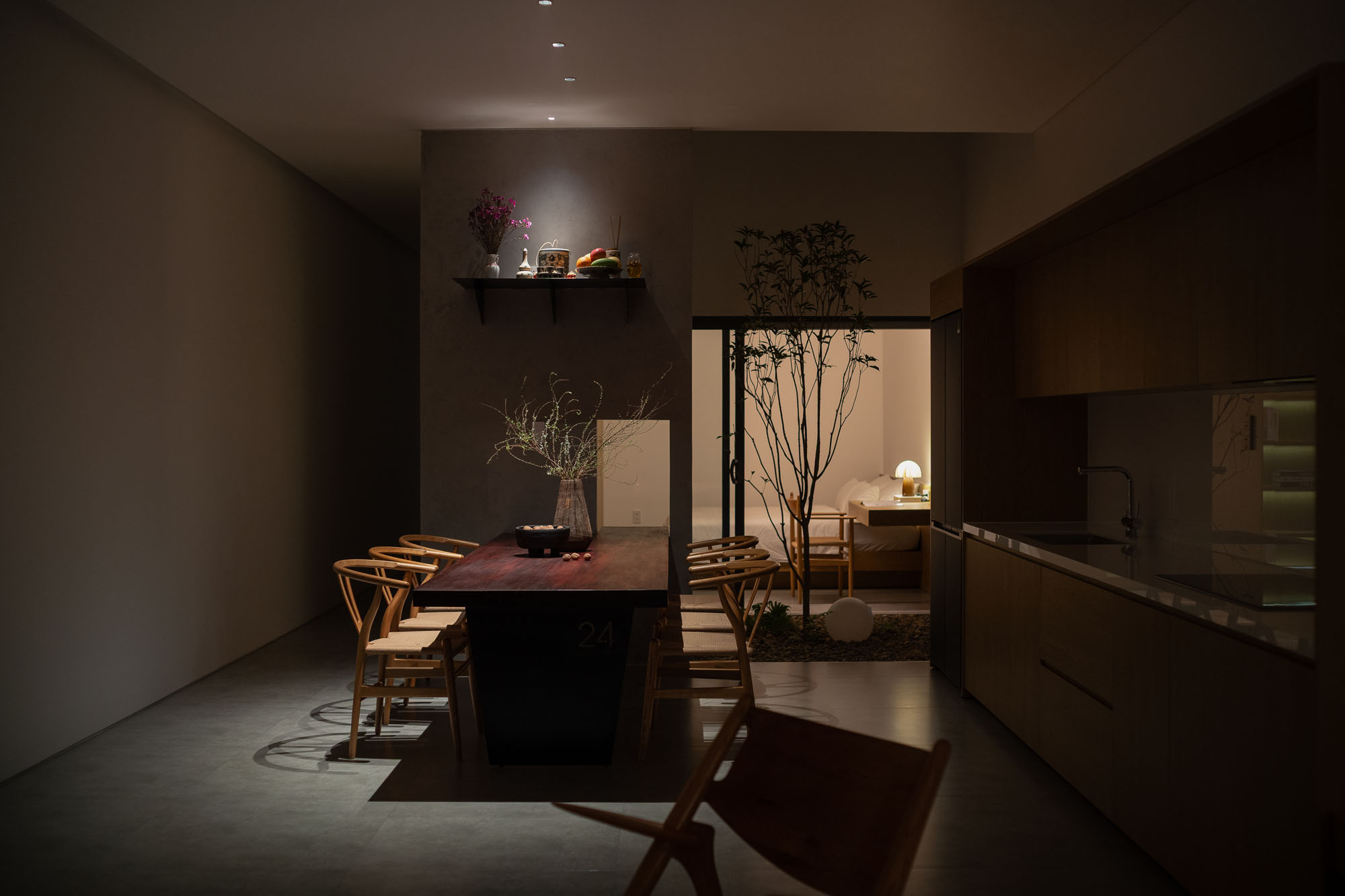 〈ナムダ・ハウス(Nam Da House)〉24ミニマリスト・アーキテクチャ(24Minimalist Architecture)