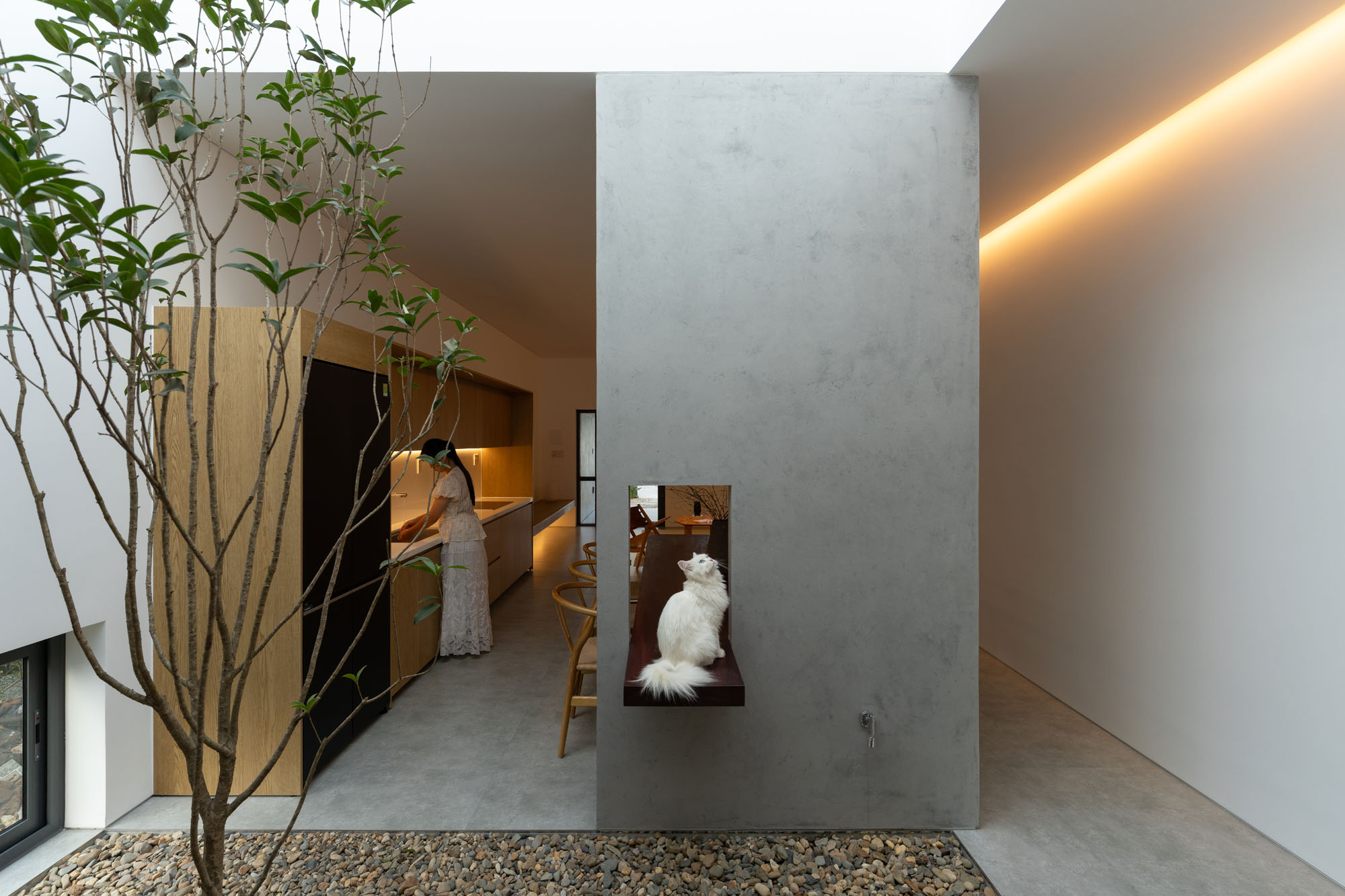 〈ナムダ・ハウス(Nam Da House)〉24ミニマリスト・アーキテクチャ(24Minimalist Architecture)
