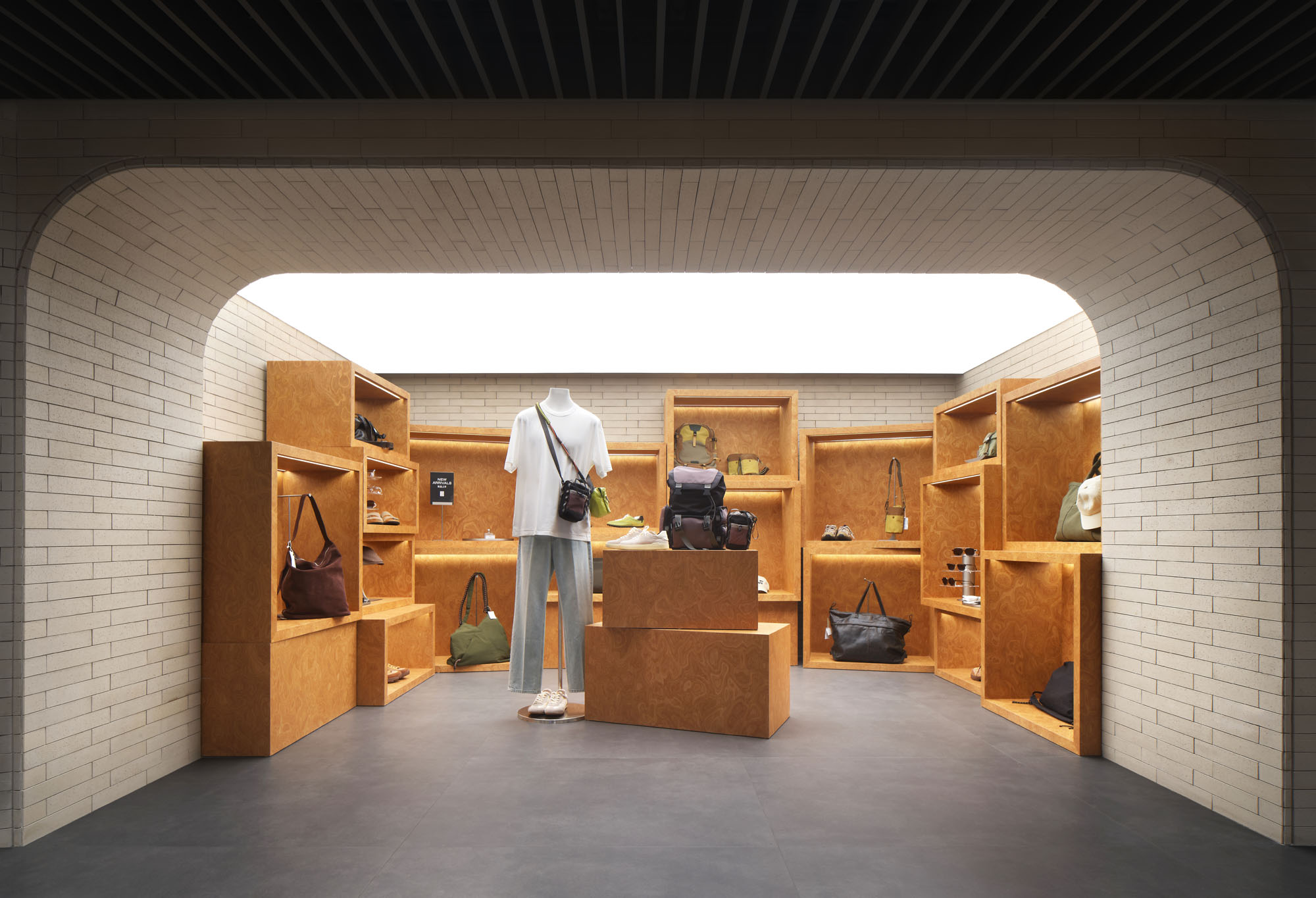 〈Urban Revivo三里屯旗艦店〉MVRDV