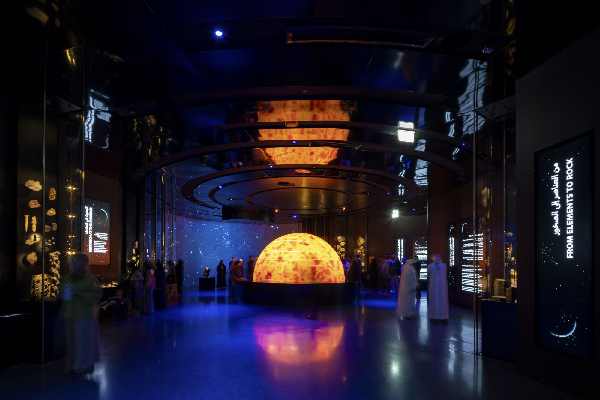 〈アブダビ自然史博物館（Natural History Museum Abu Dhabi）〉メカノー（Mecanoo）、EGIS、ブロードウェイ・マリアン（Broadway Malyan）、パスカル＋ワトソン（Pascal+Watson）、WAHO