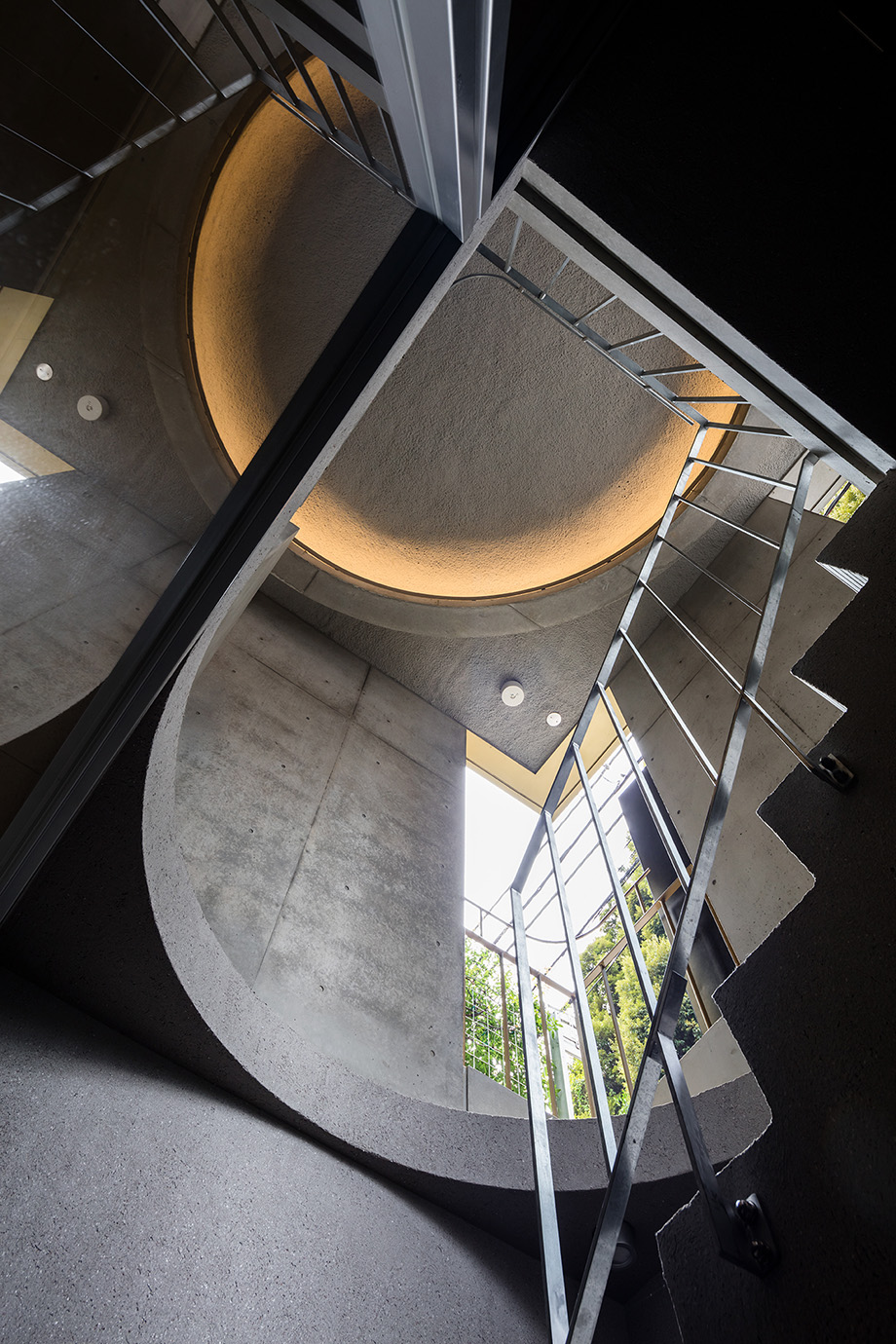 〈麻布の集合住宅〉Photo: Norito Yamauchi
